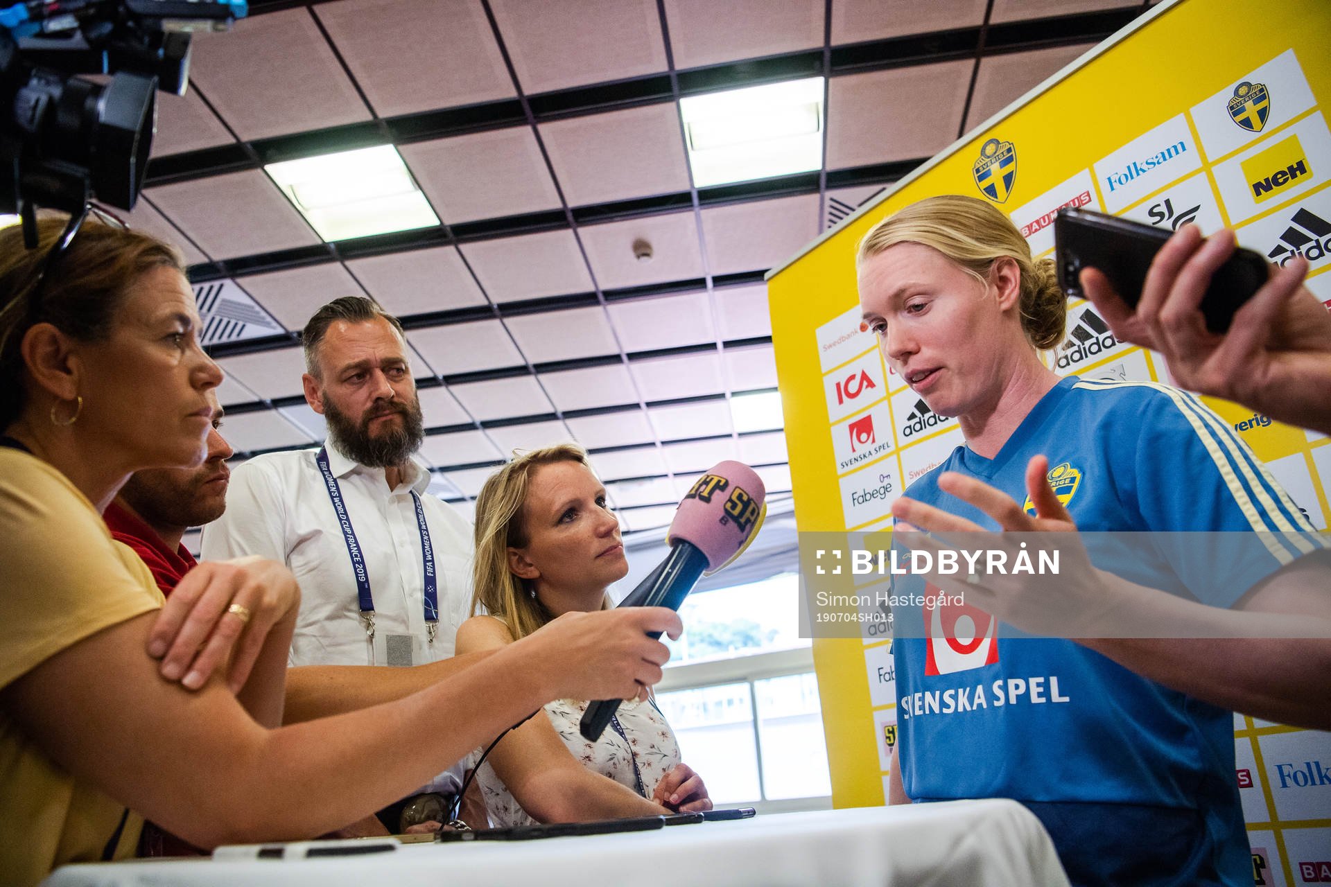 Goalkeeper Hedvig Lindahl of Sweden