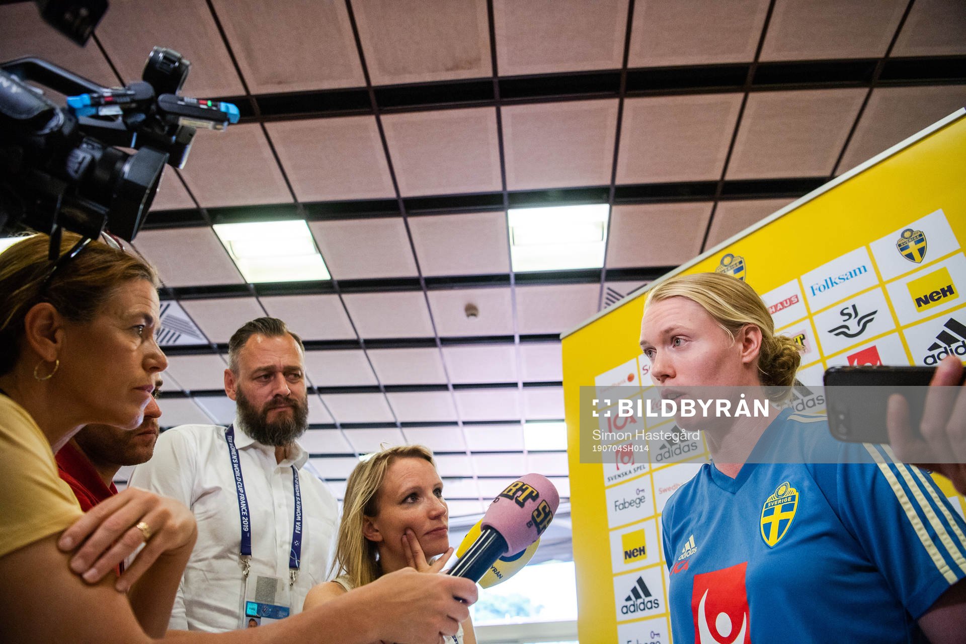 Goalkeeper Hedvig Lindahl of Sweden