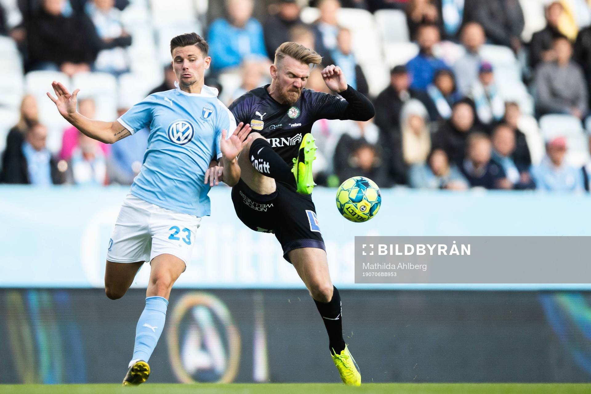 Malmö FFs Marcus Antonsson och Örebros Michael Almebäck