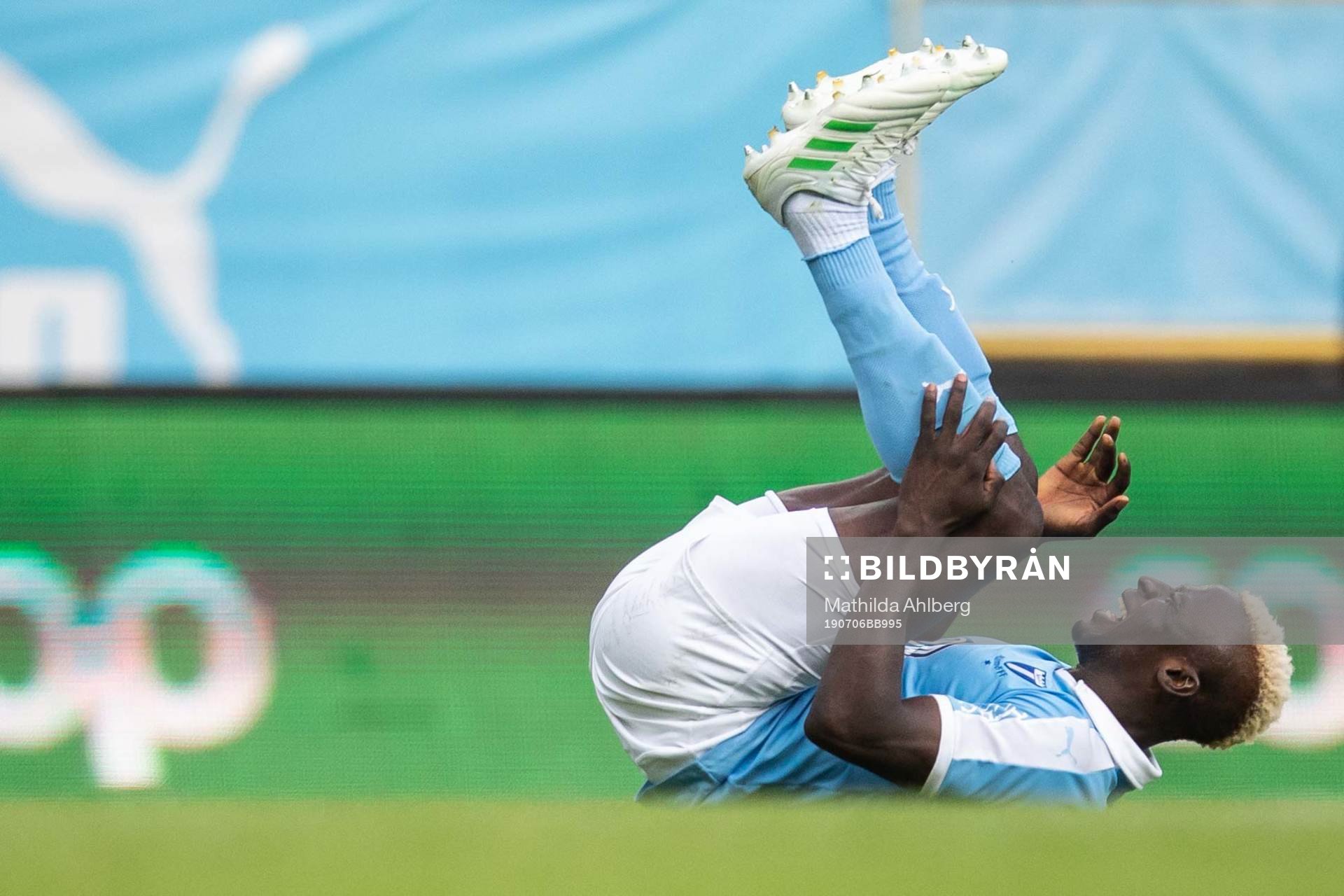 Malmö FFs Bonke Innocent har ont