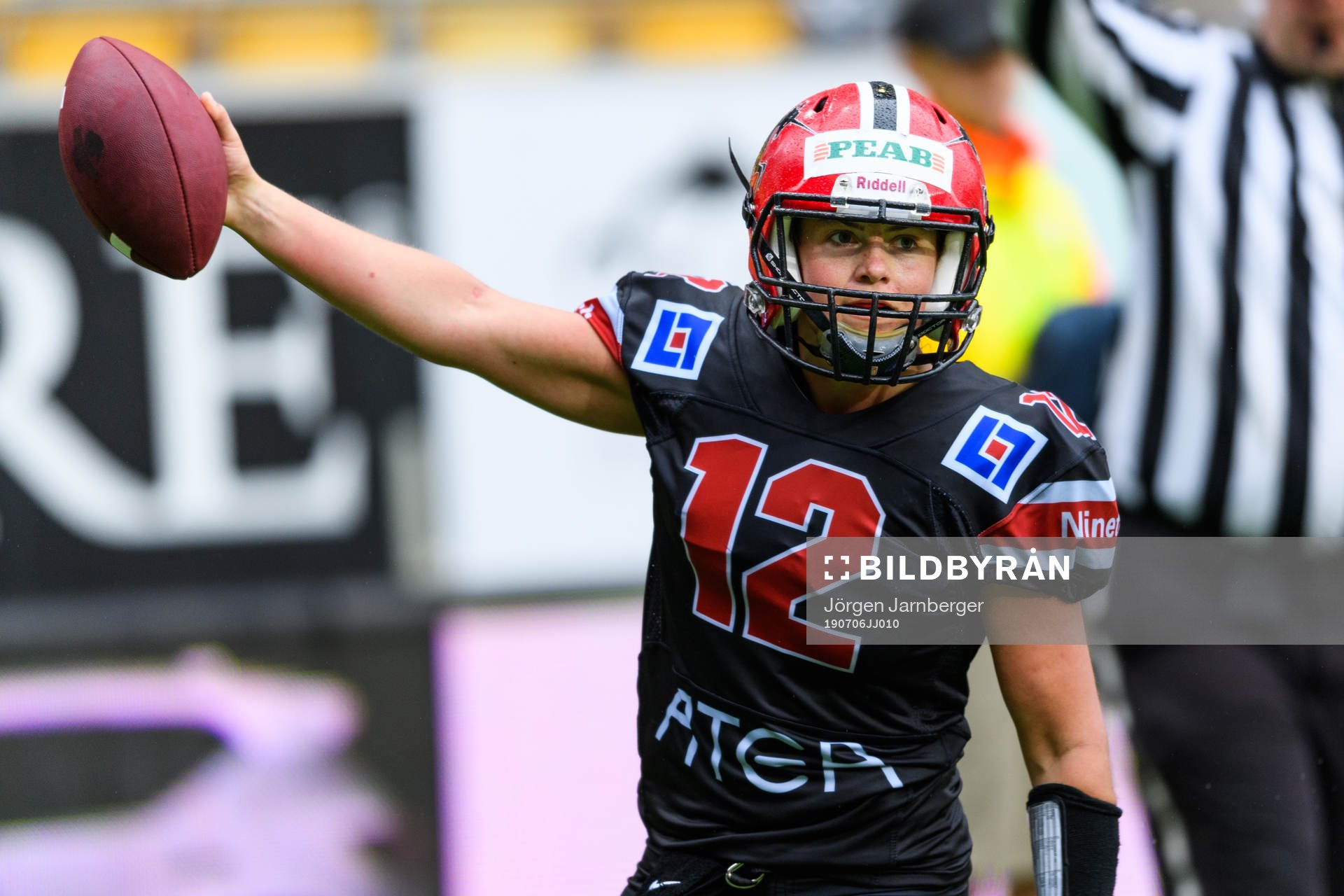 Carlstad Crusaders Karin Ullen jublar