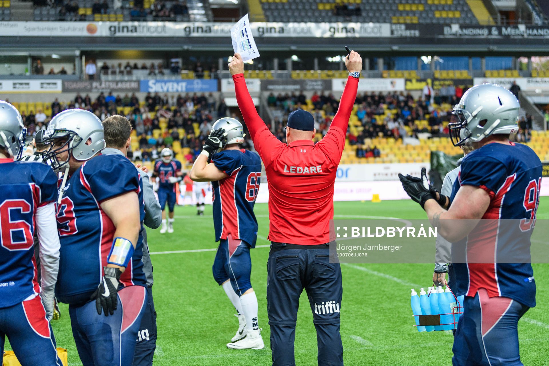 Ledare i Stockholm Mean Machines jublar i slutet av