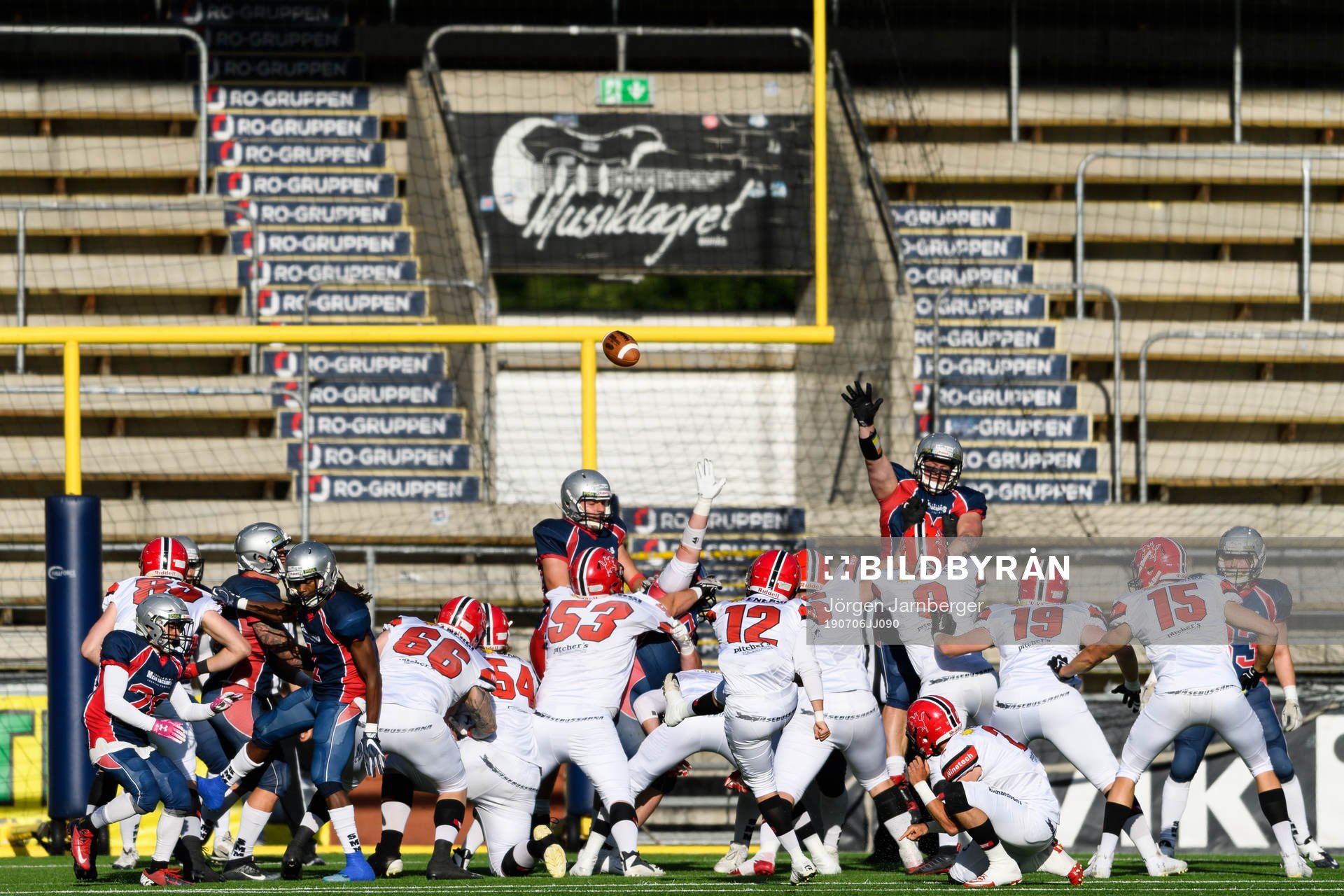 Carlstad Crusaders David Nyhlén skjuter in extrapoängen