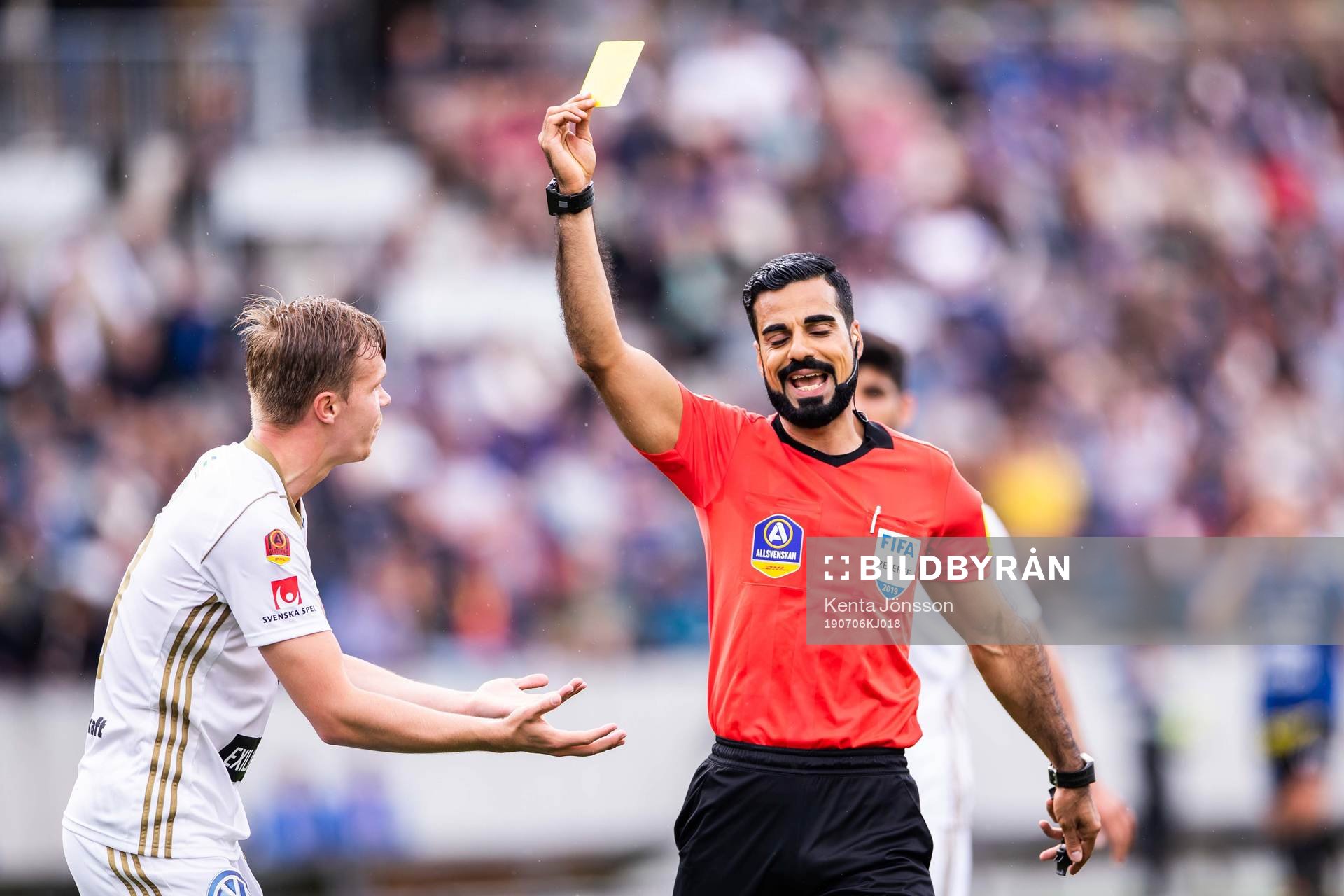 Östersunds Eirik Haugan tilldelas en varning av domare