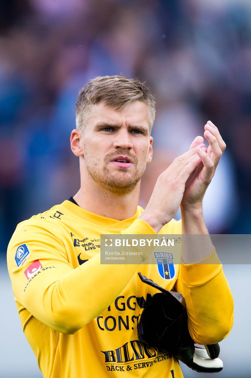 Sirius målvakt Lukas Jonsson