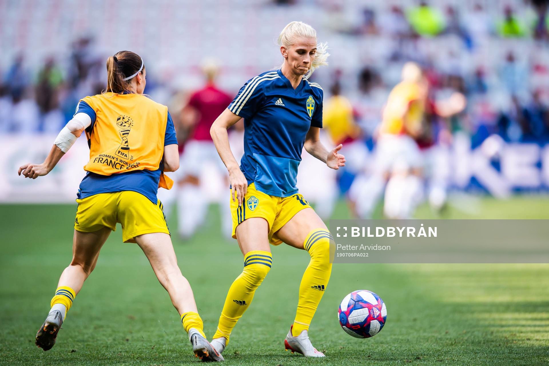 Kosovare Asllani and Sofia Jakobsson of Sweden