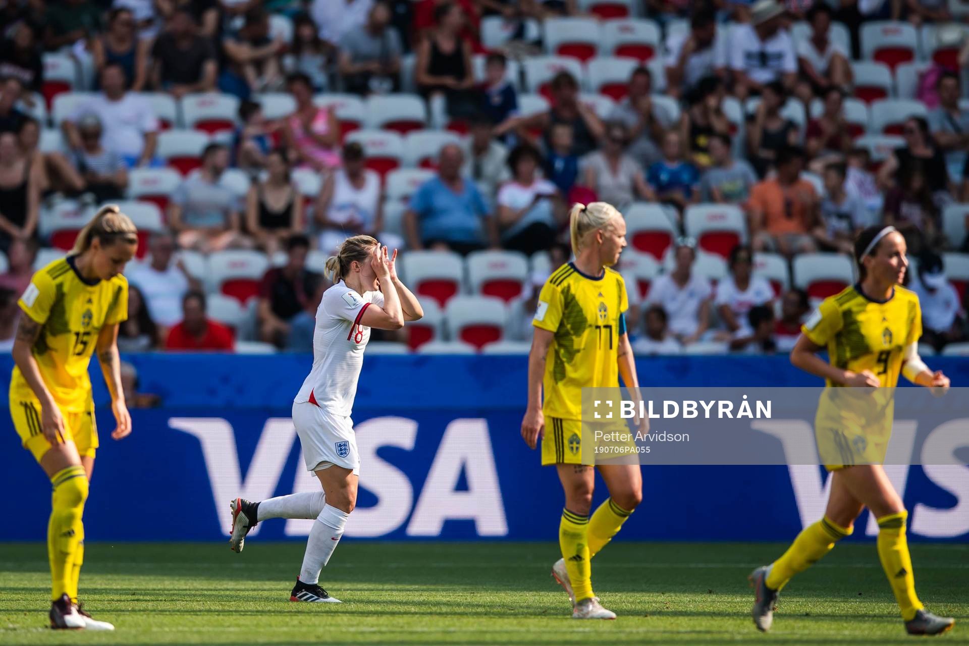 Ellen White of England celebrate