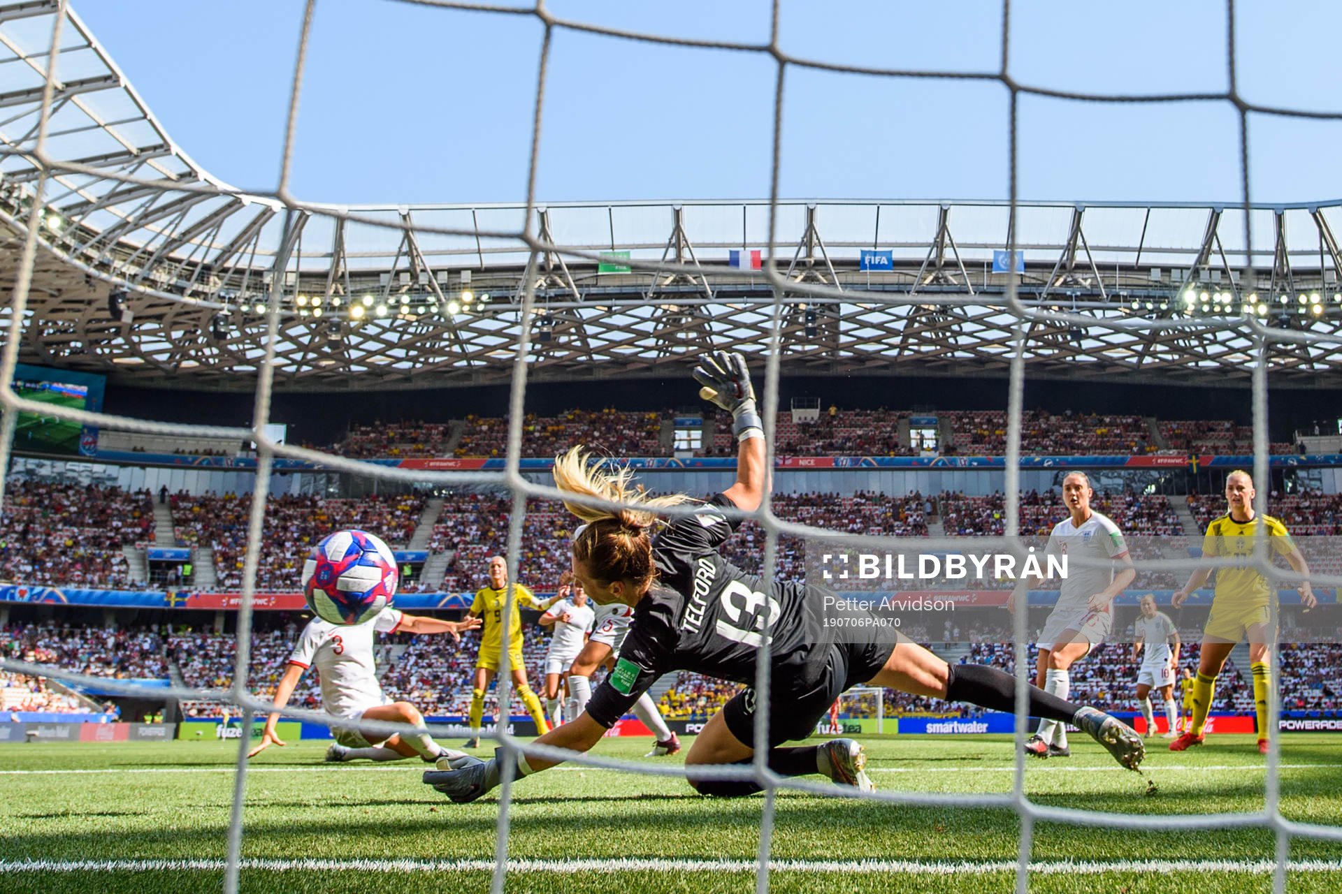 Kosovare Asllani of Sweden scores the 0-1 goal behind