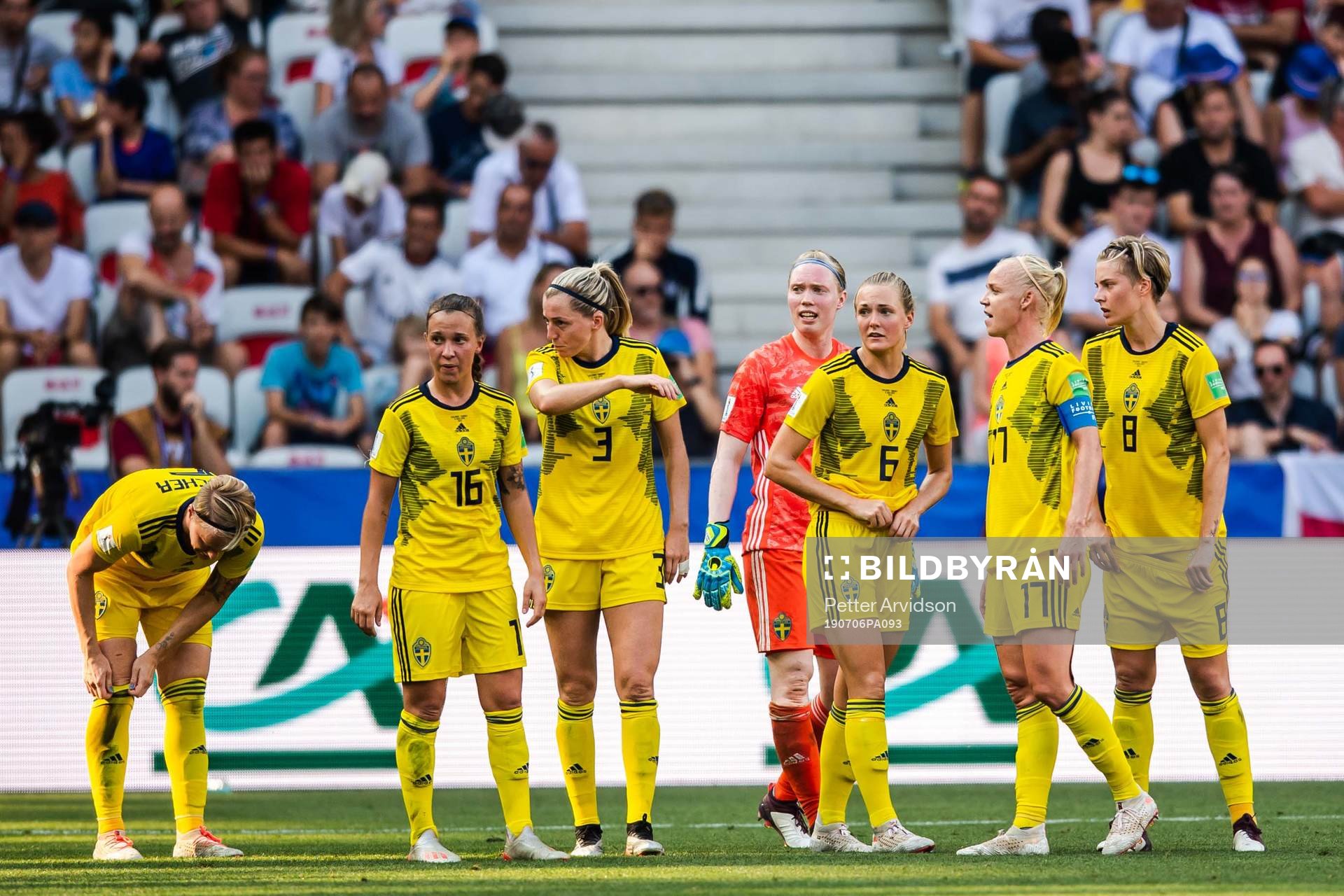 Julia Zigiotti Olme, Linda Sembrant, goalkeeper Hedvig