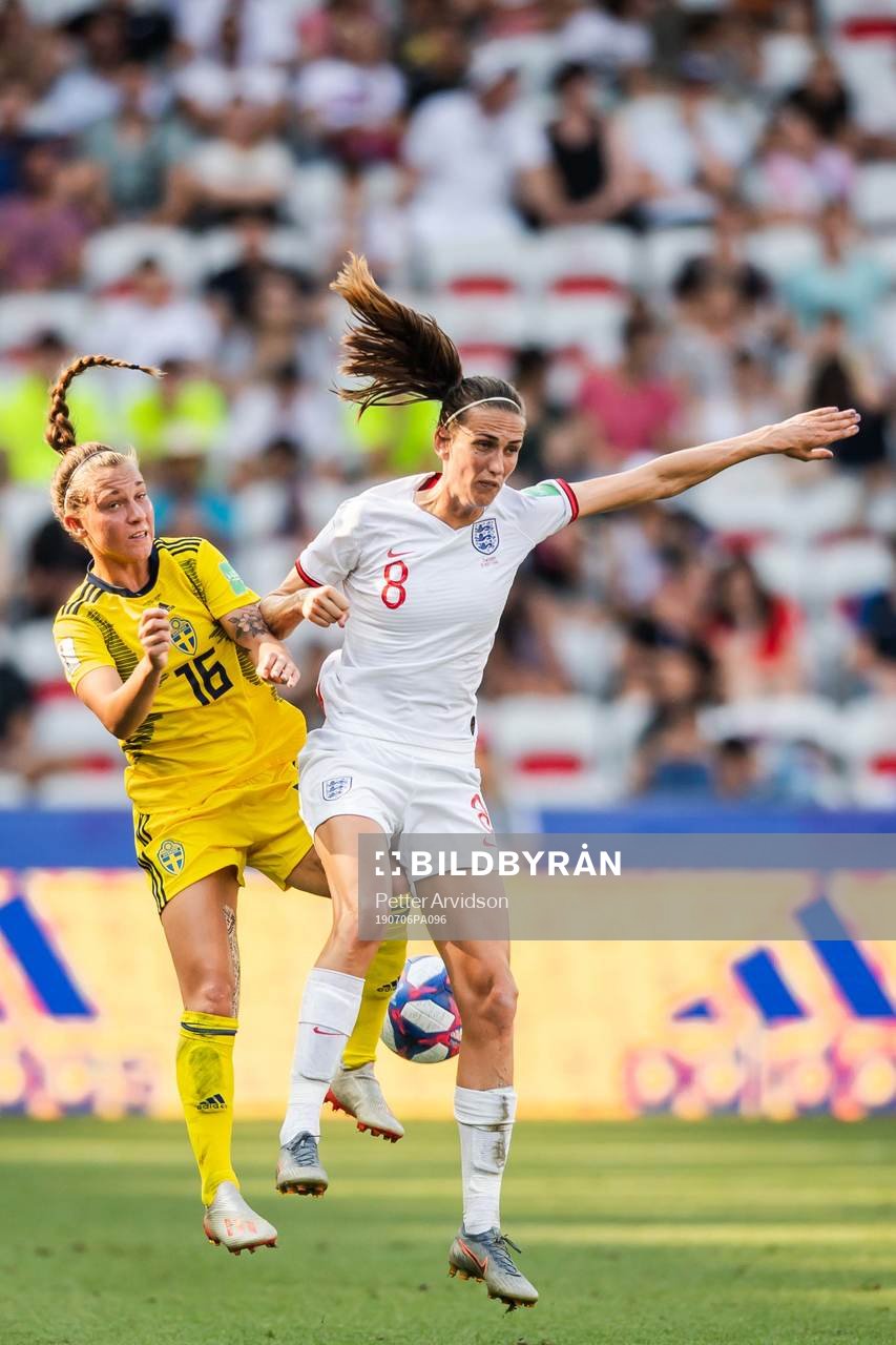 Julia Zigiotti Olme of Sweden and Jill Scott of England