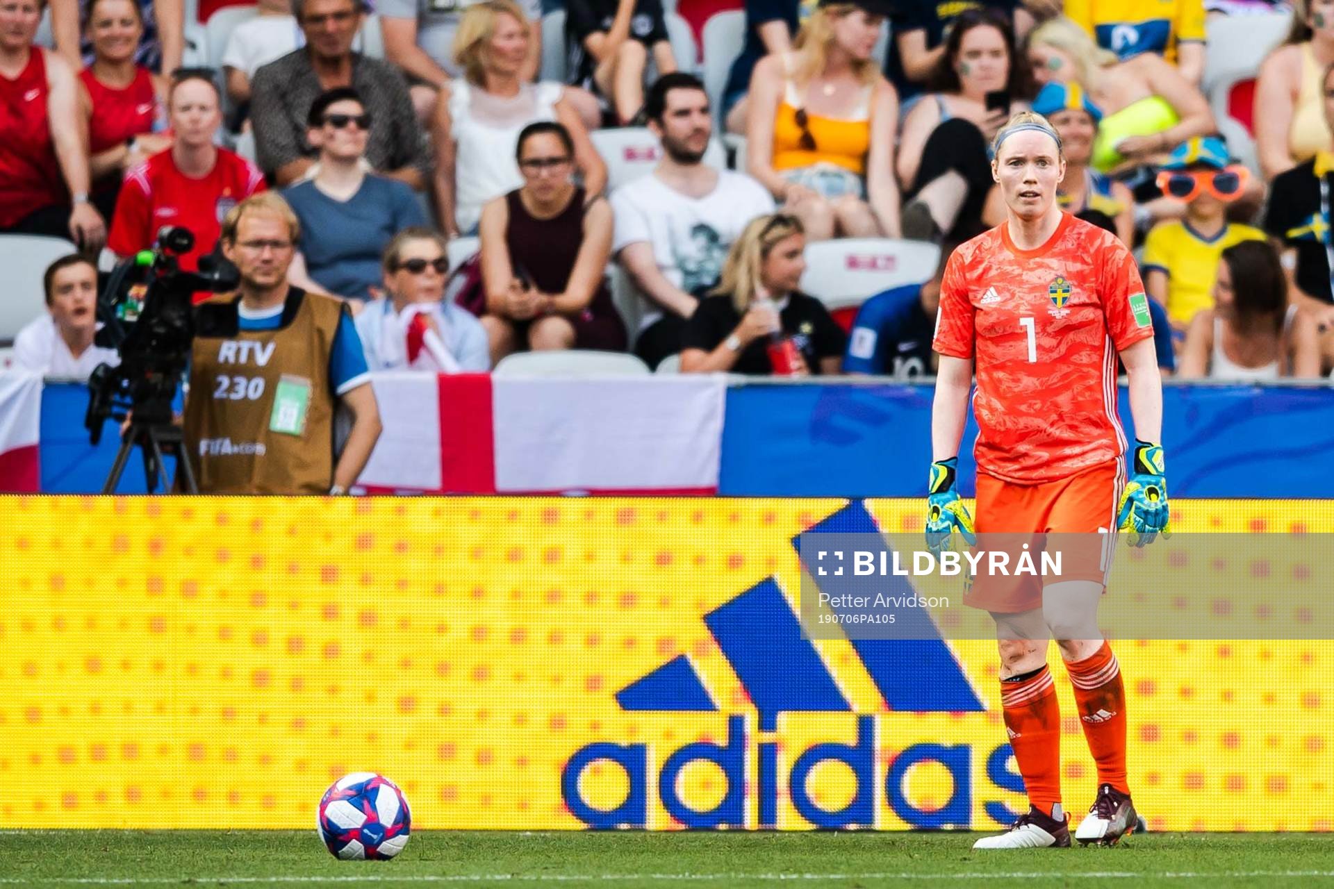 Goalkeeper Hedvig Lindahl of Sweden