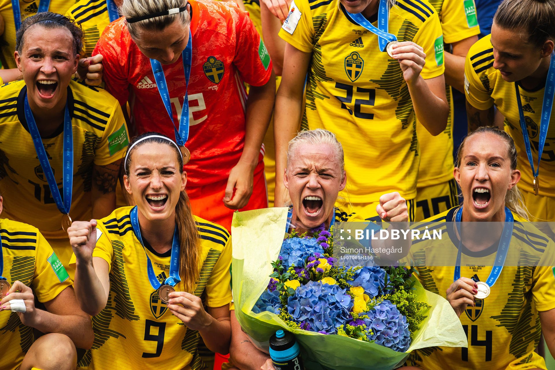 Julia Zigiotti Olme , Kosovare Asllani , Caroline Seger and