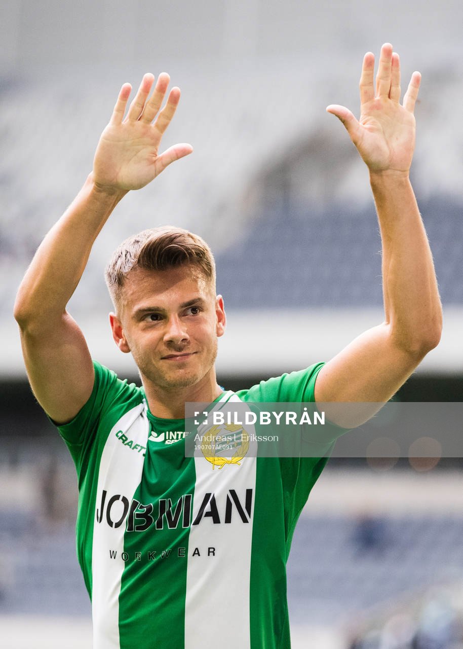 Hammarbys Alexander Kacaniklic jublar