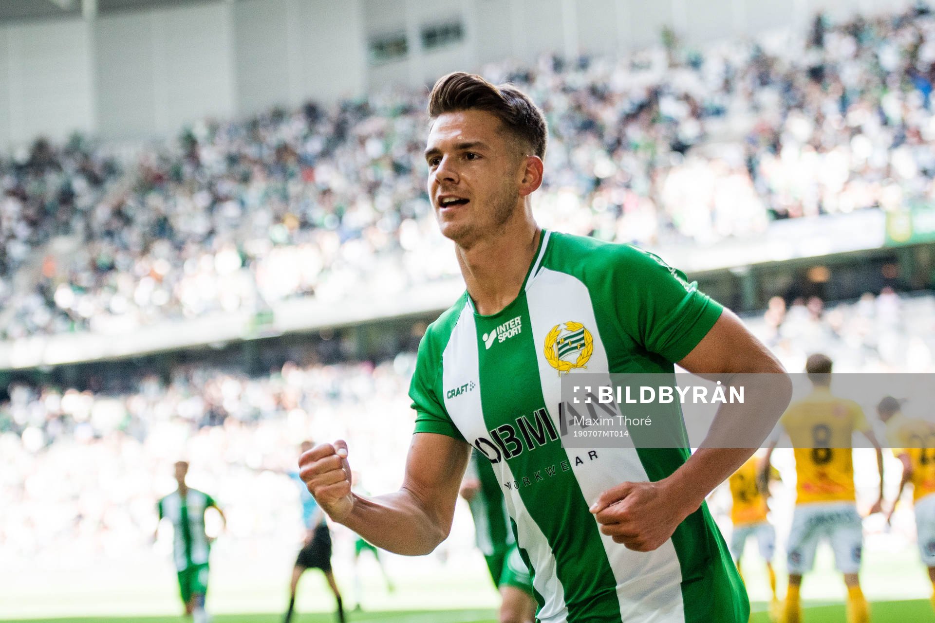 Hammarbys Alexander Kacaniklic jublar