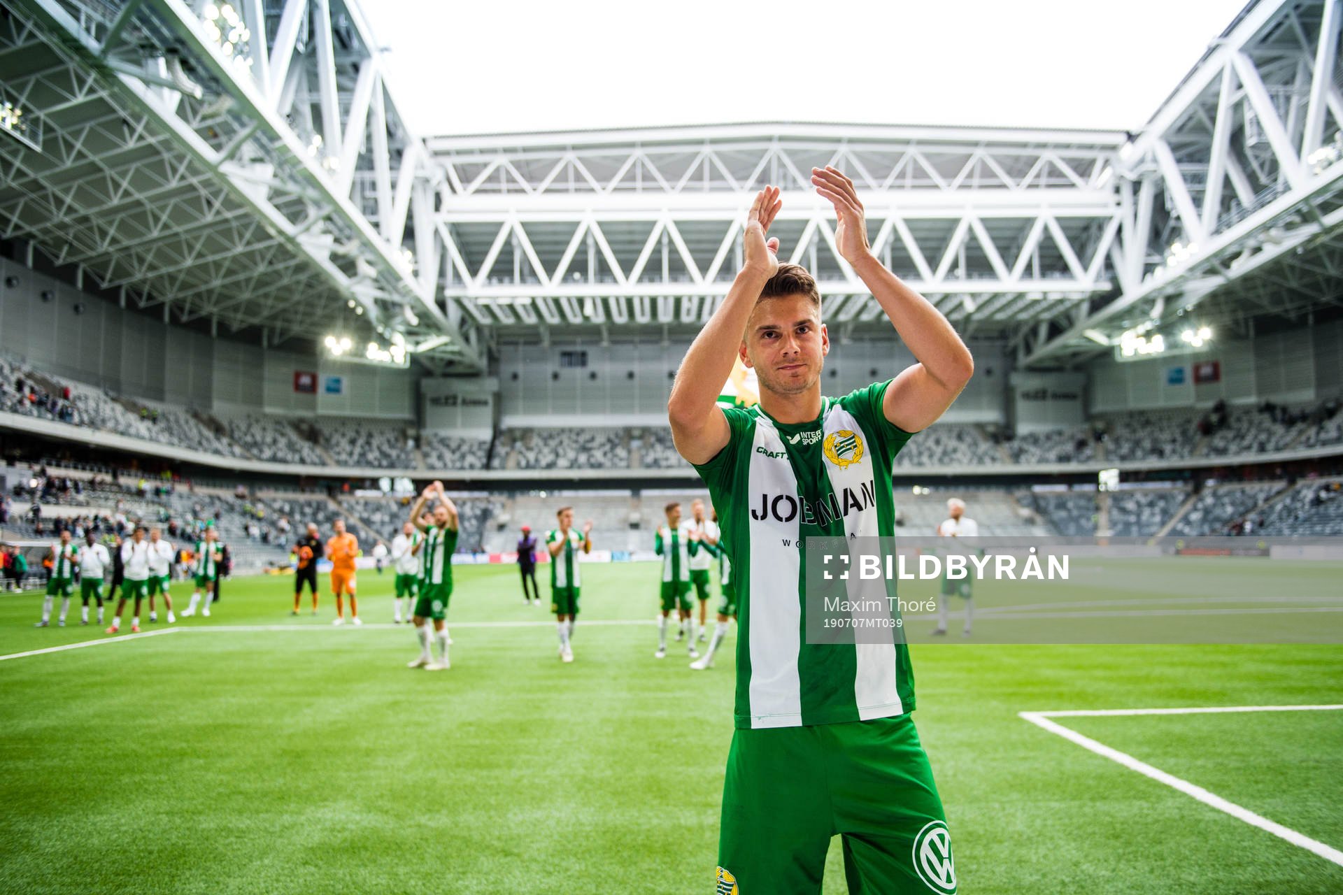 Hammarbys Alexander Kacaniklic jublar