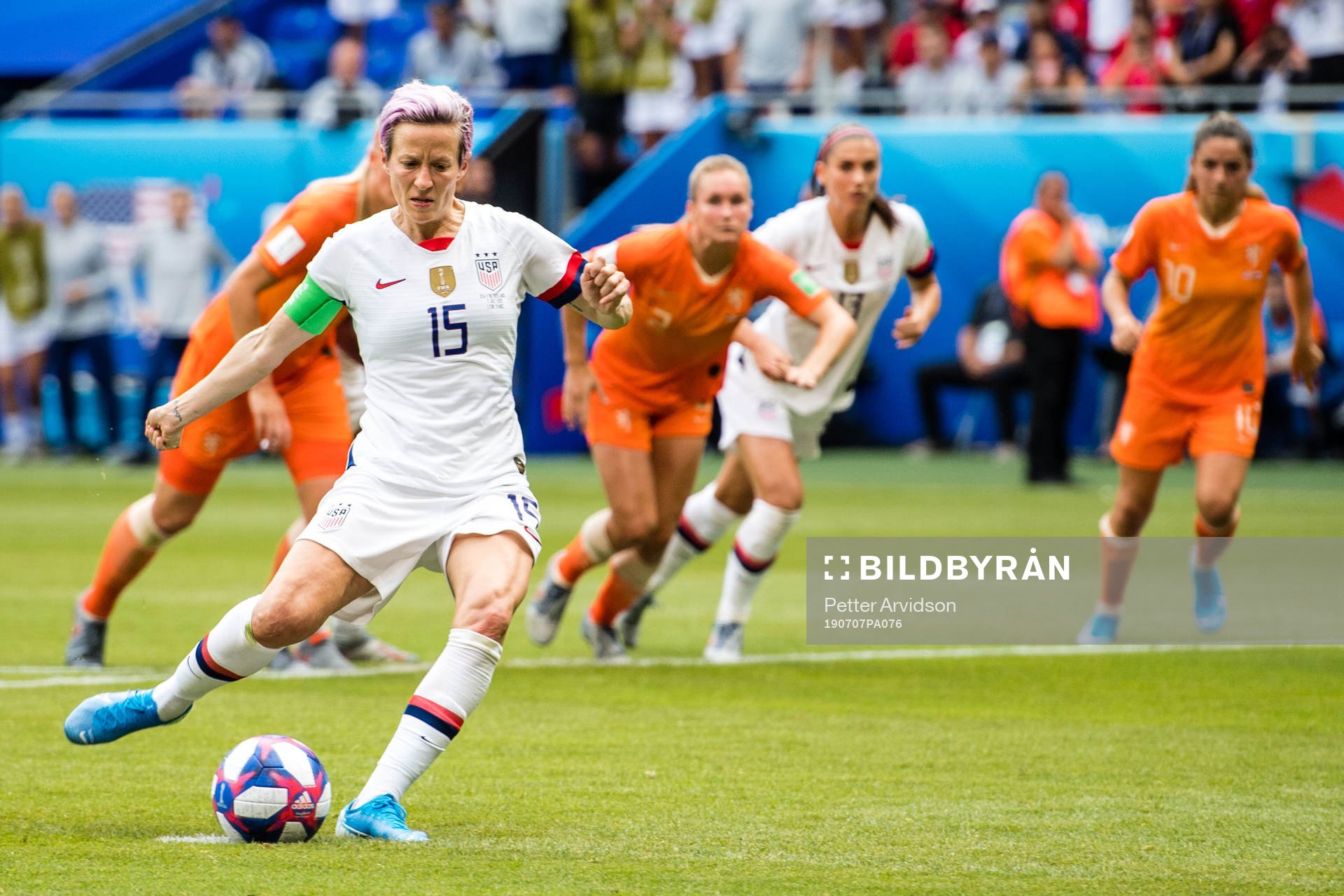 Megan Rapinoe of USA scores