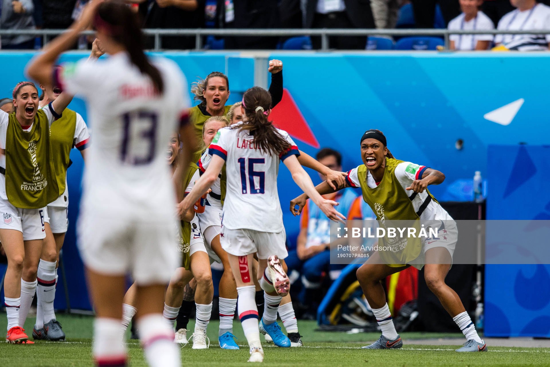 Rose Lavelle celebrates 2-0
