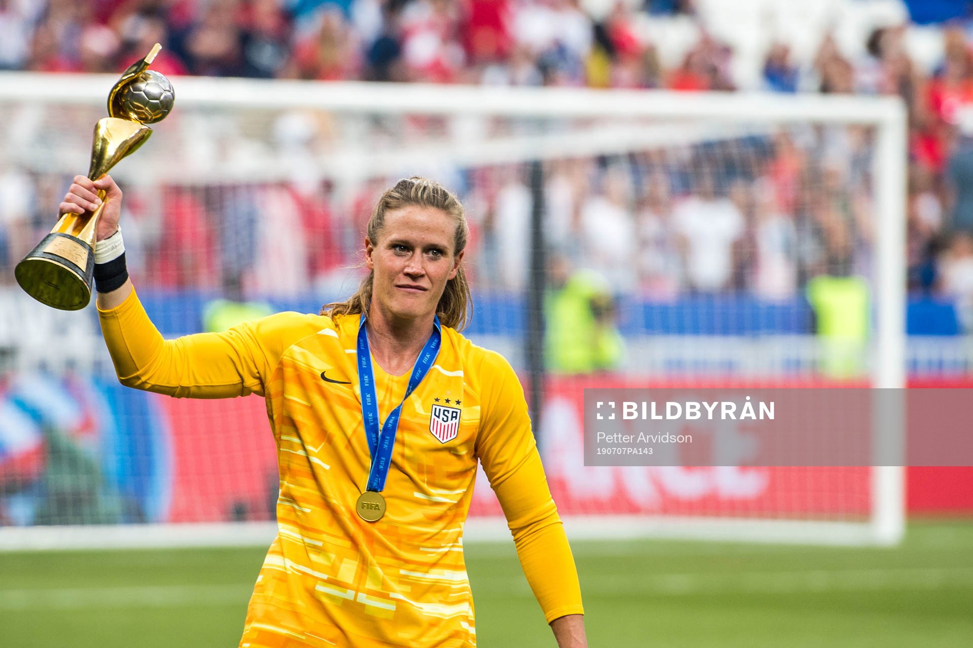 Goalkeeper Alyssa Naeher  of USA celebrates winning the