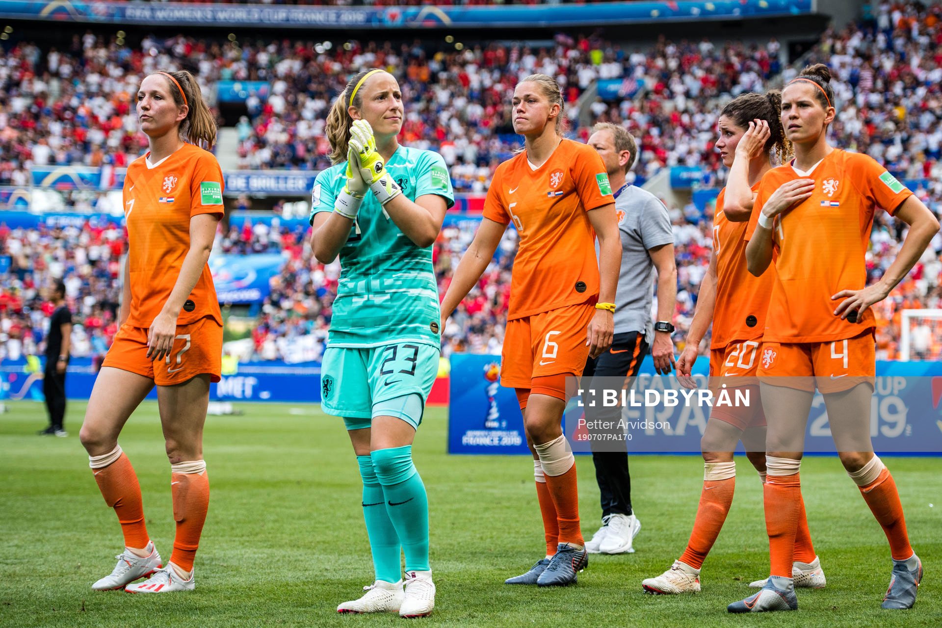 Players of Netherlands looks dejected
