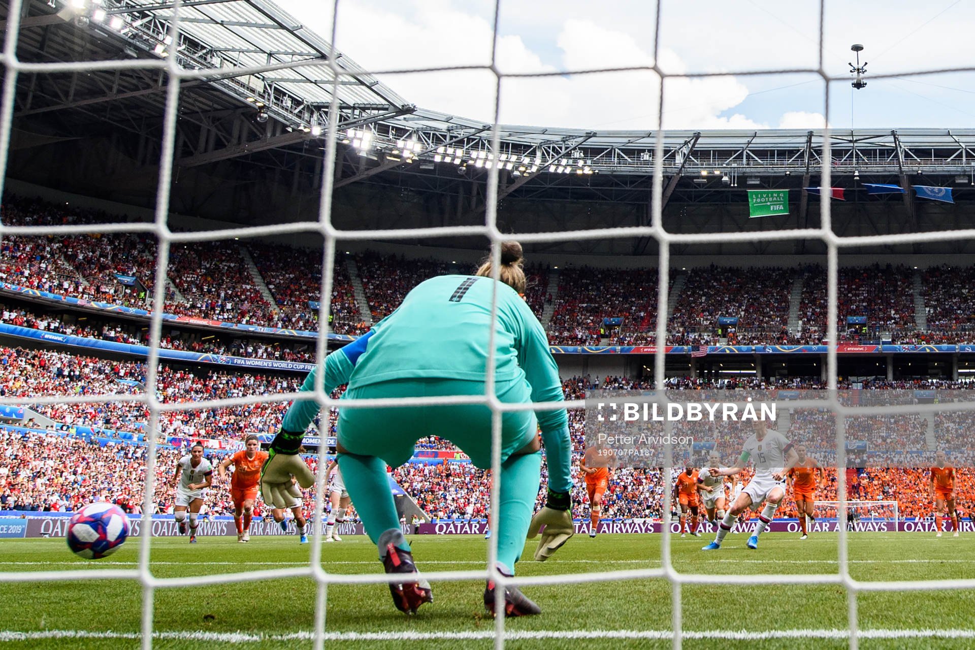 Megan Rapinoe of USA scores the 1-0 goal from the penalty