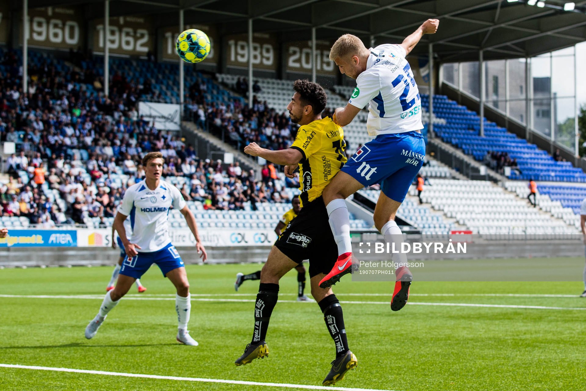 IFK Norrköpings Filip Dagerstål nickar