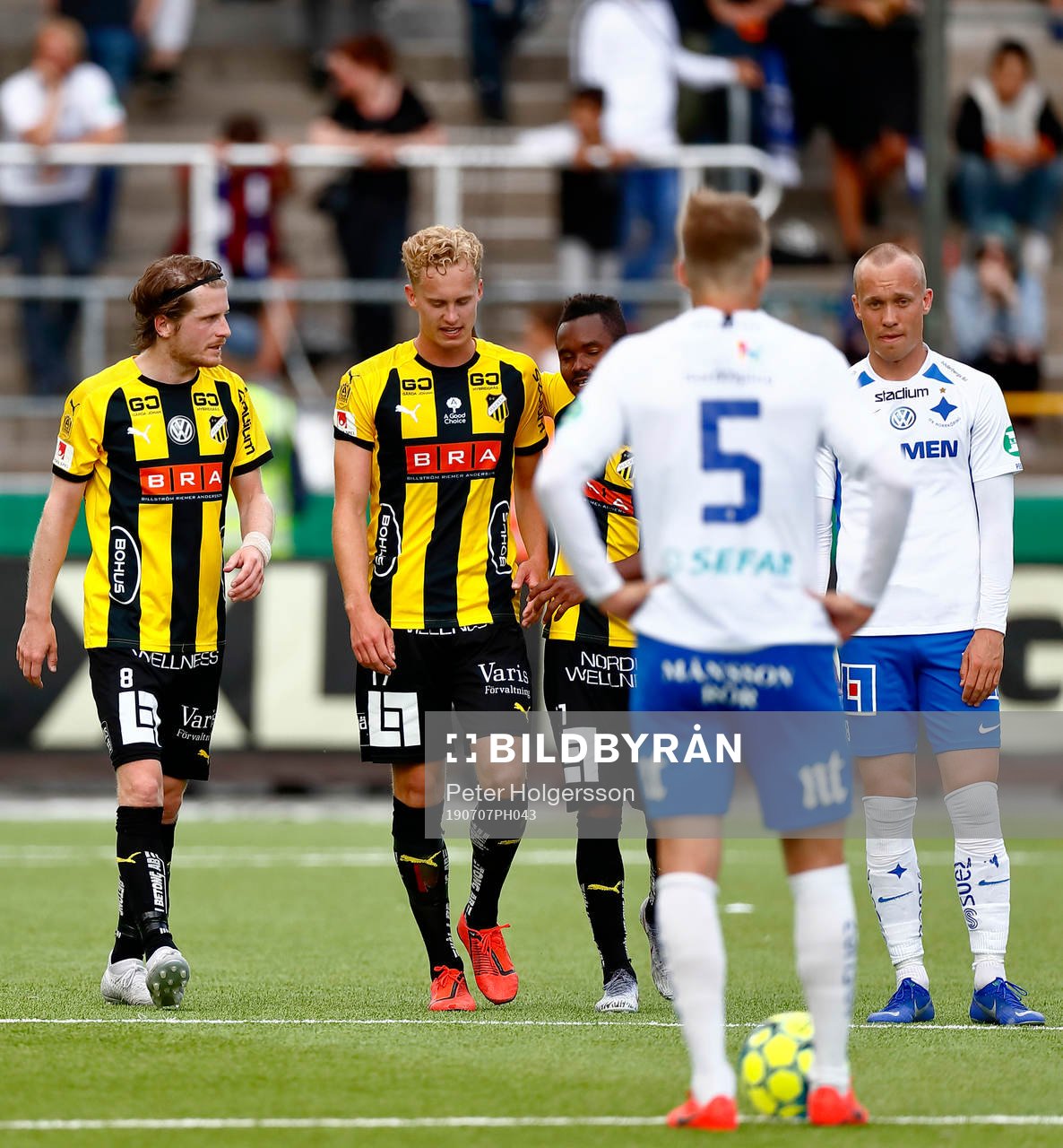 Häckens Gustav Berggren jublar och IFK Norrköpings