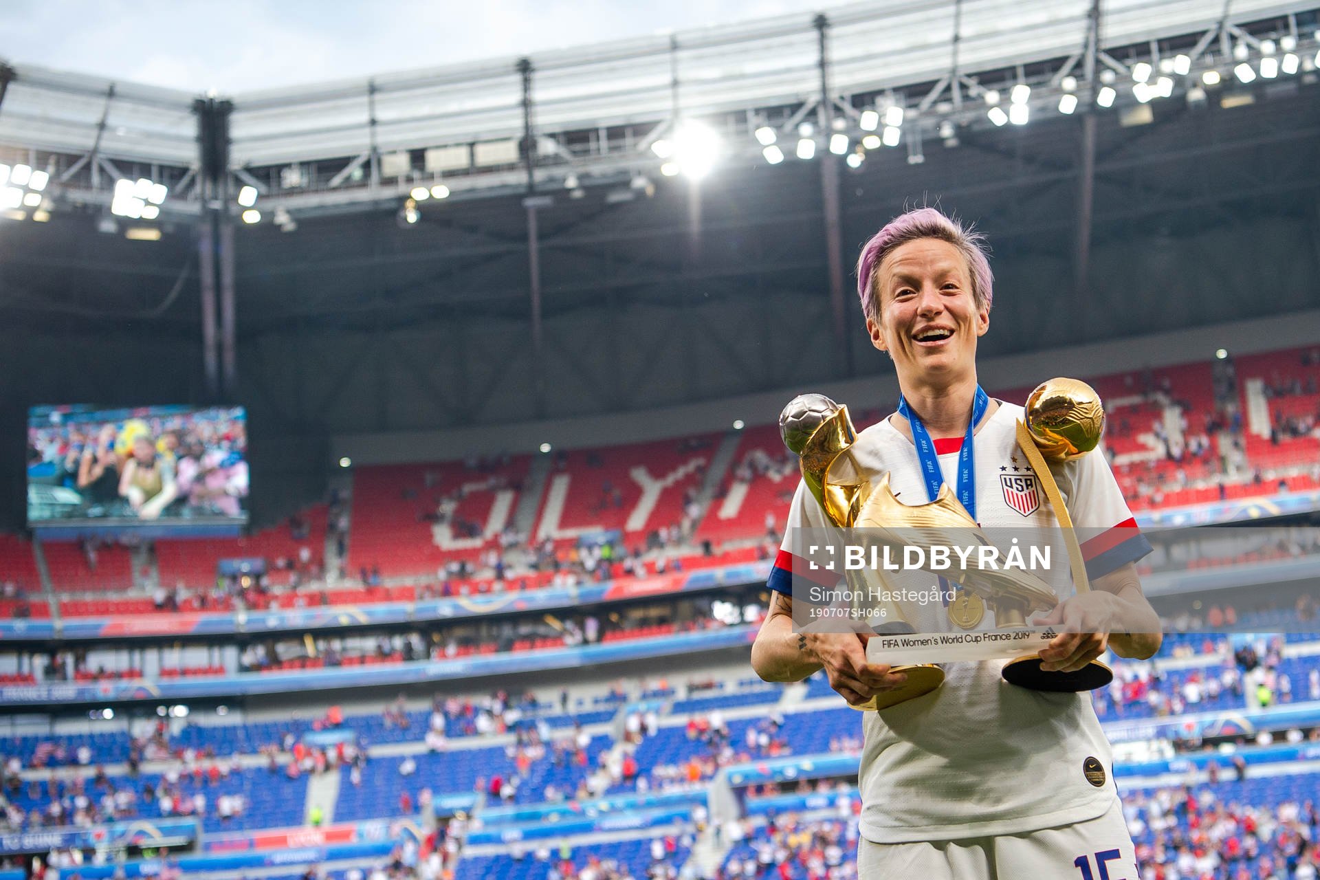 Megan Rapinoe of USA celebrates