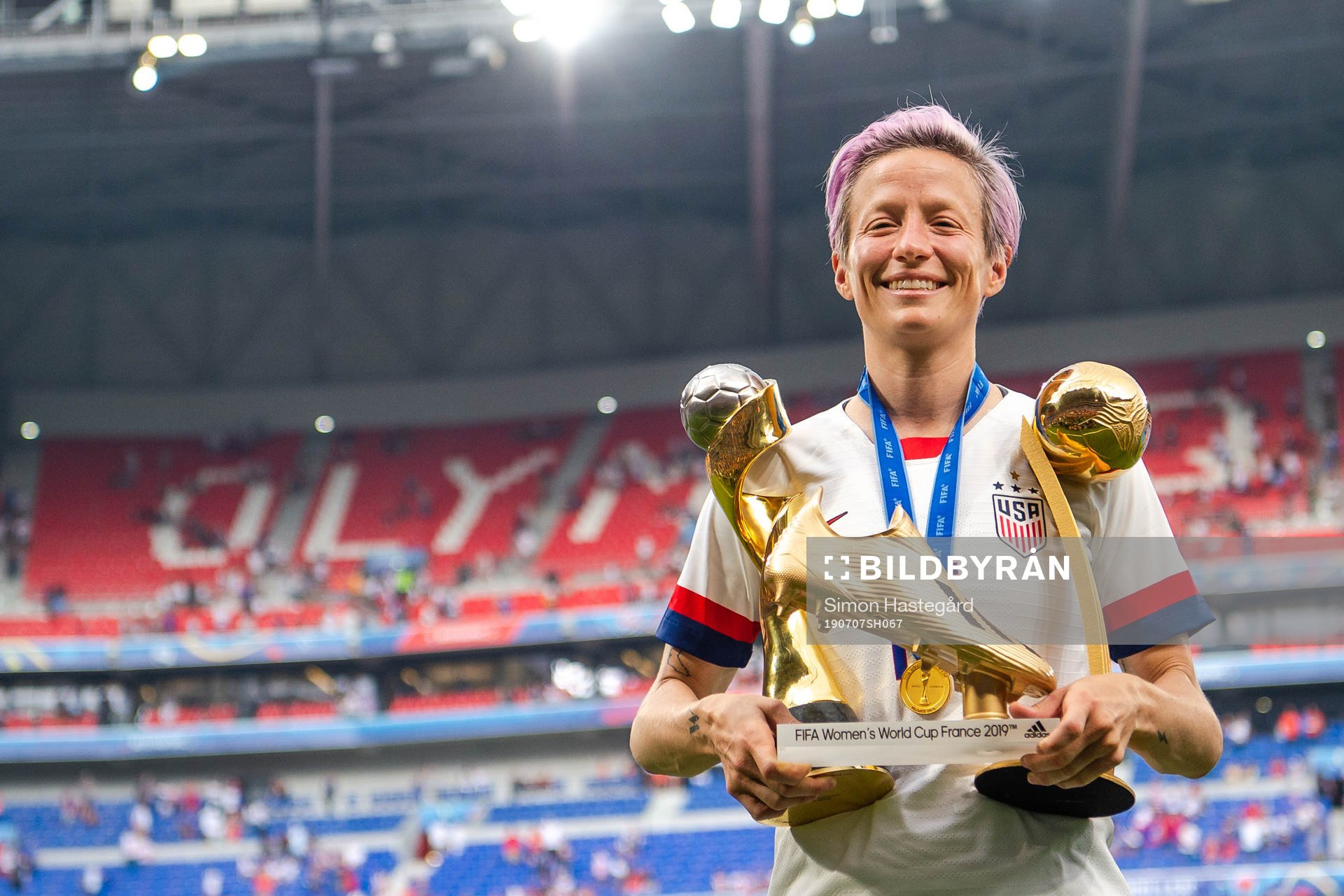 Megan Rapinoe of USA celebrates