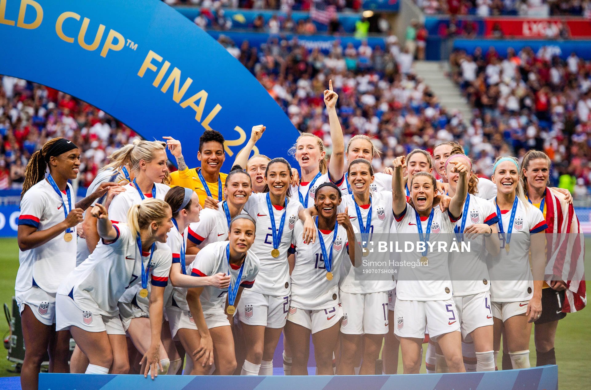 Players of USA celebrate