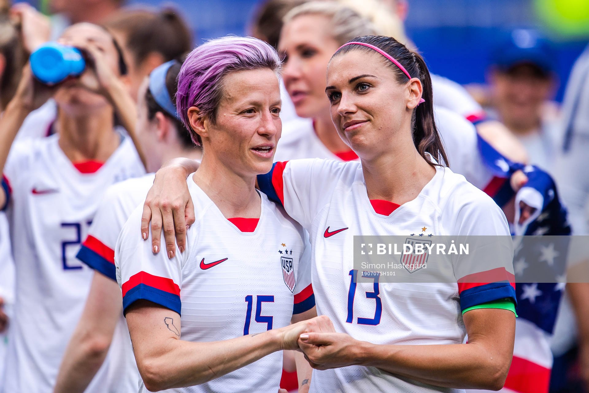 Megan Rapinoe and Alex Morgan of USA celebrate