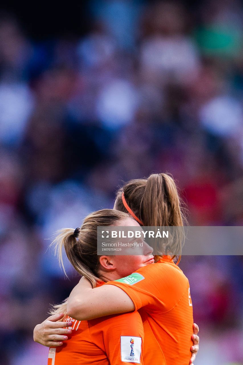 Desiree Van Lunteren of Netherlands looks dejected