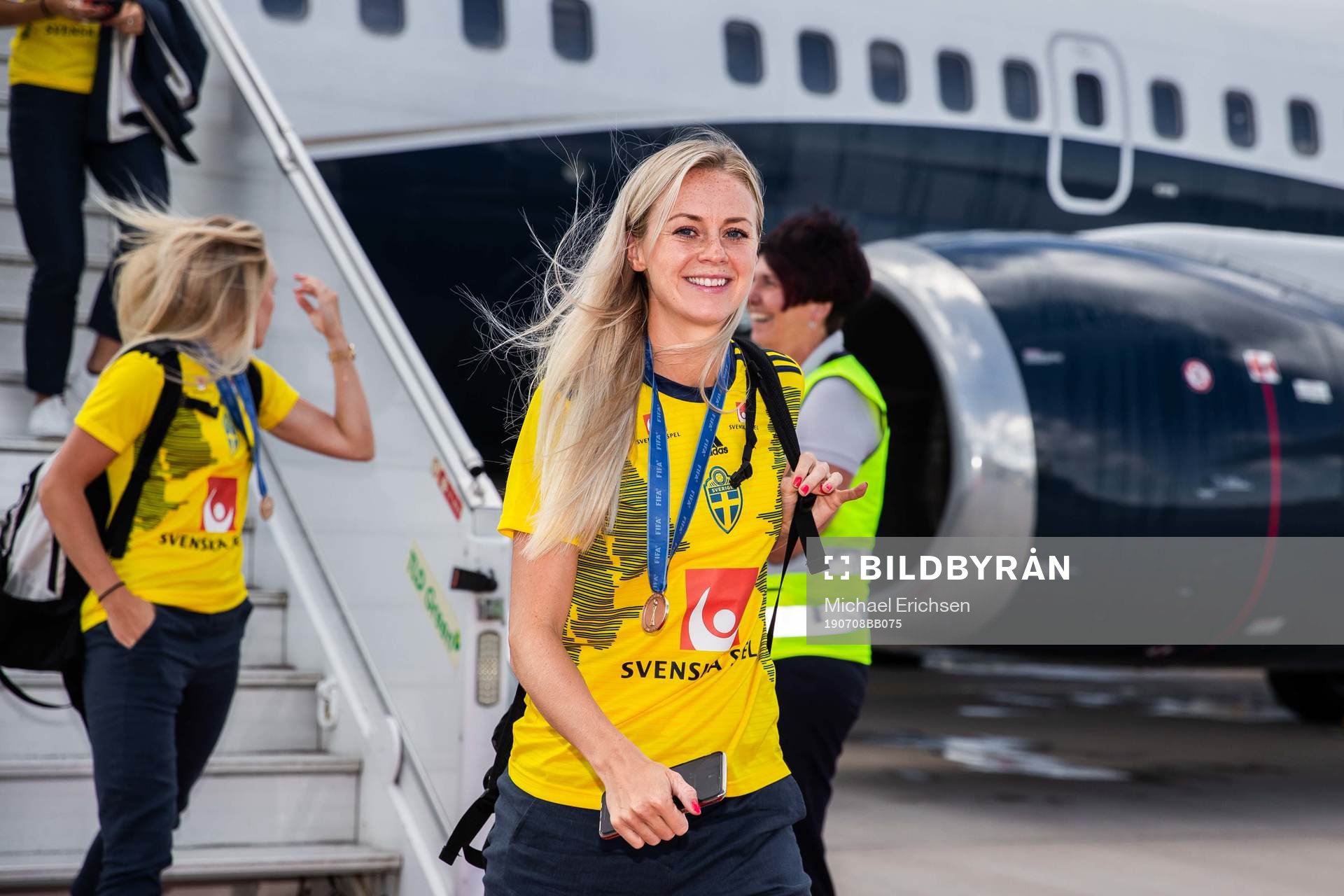 Amanda Ilestedt arrives at Landvetter