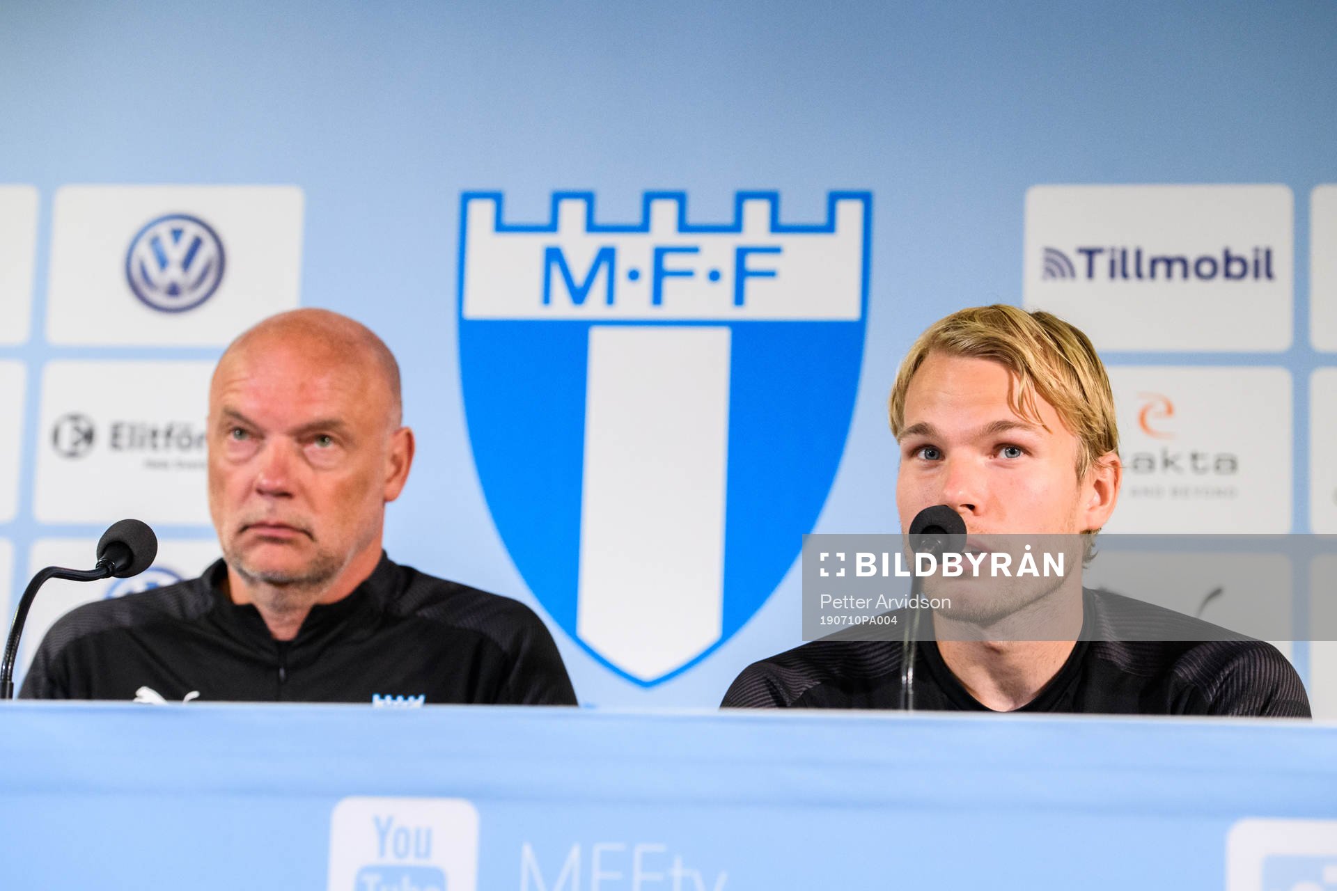 Uwe Rösler, head coach and Oscar Lewicki of Malmö FF