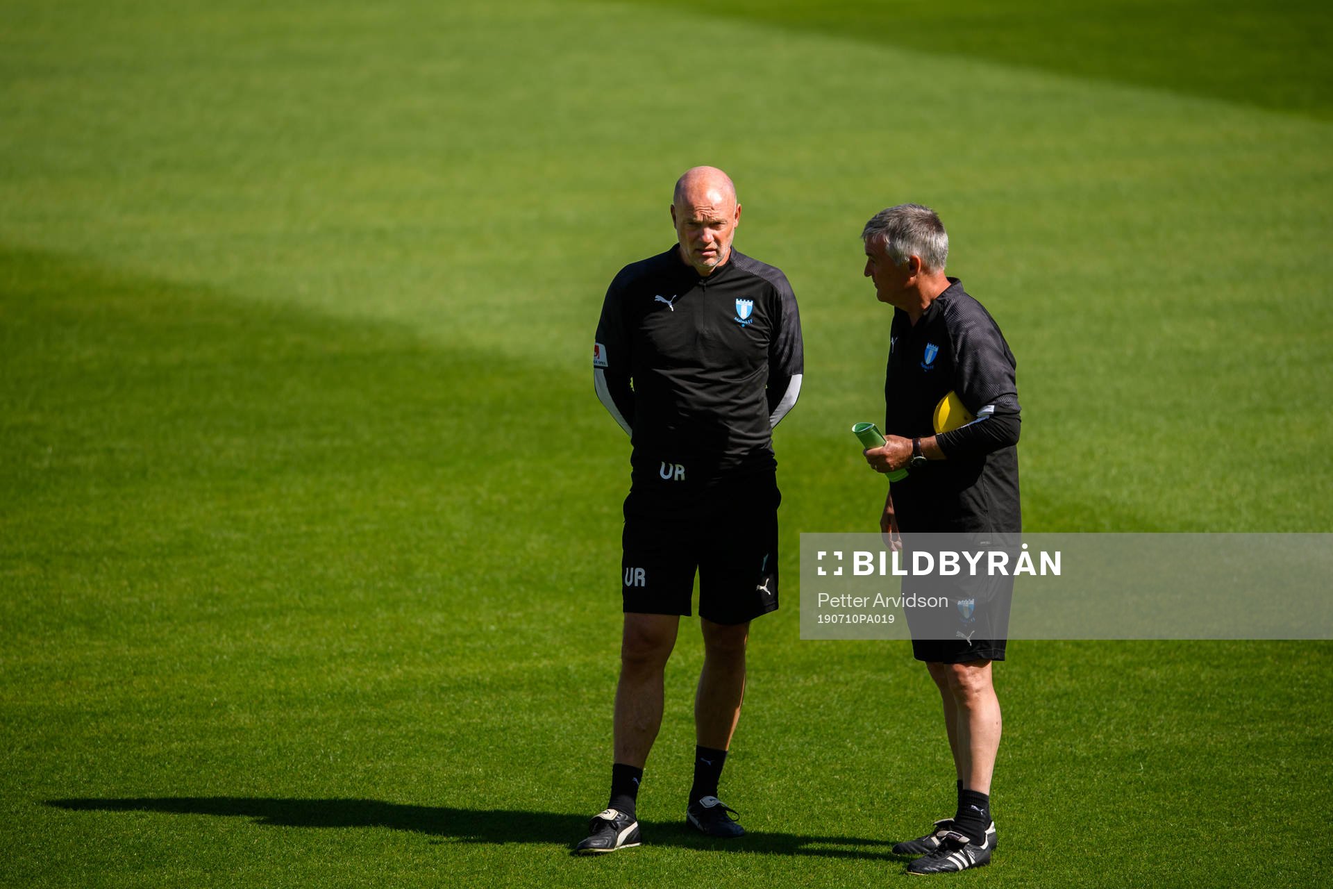 Uwe Rösler, head coach and Rob Kelly, assistant coach of