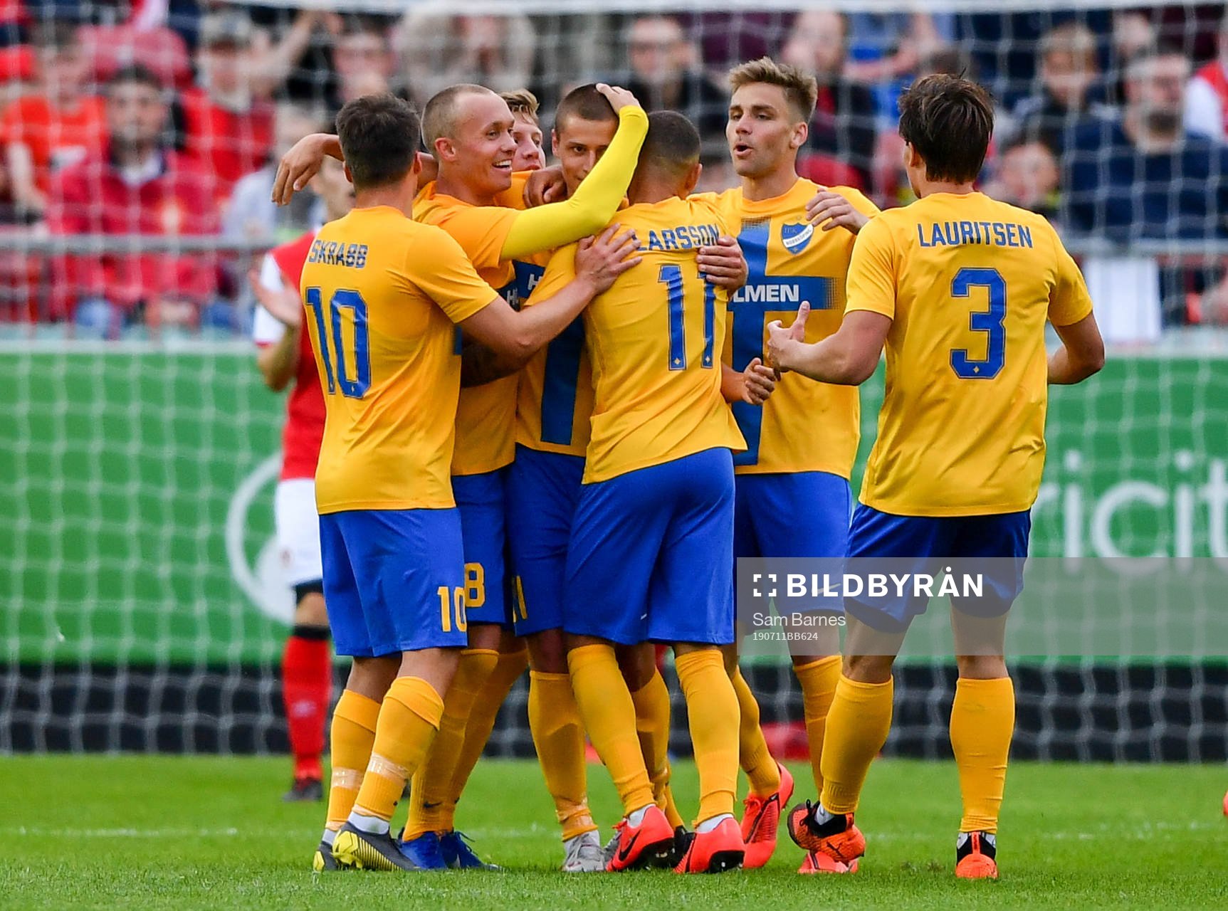Simon Thern of IFK Norrköping celebrate with teammates