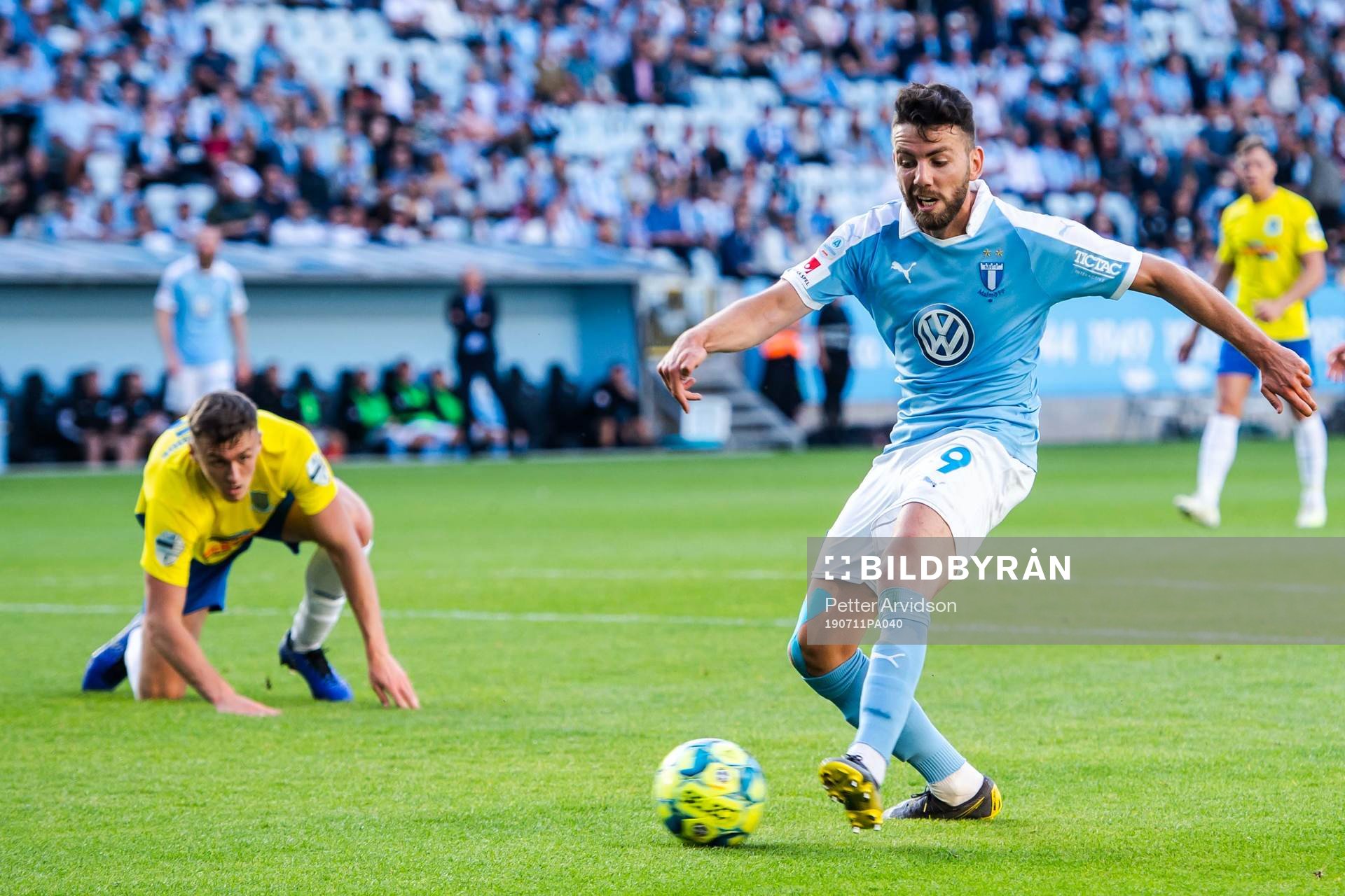 Erdal Rakip of Malmö FF scores 3-0