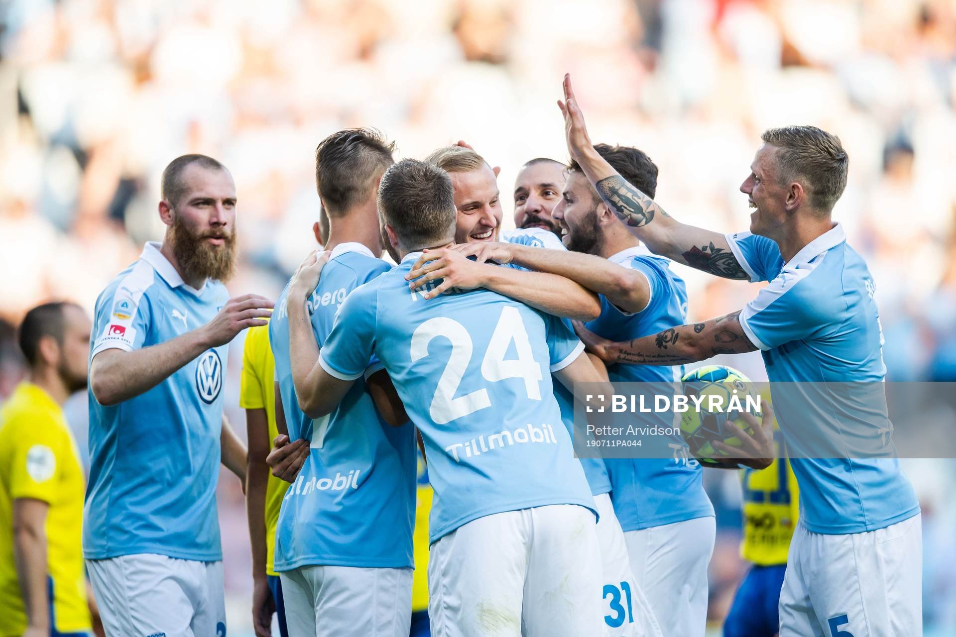 Franz Brorsson of Malmö FF celebrate with teammates