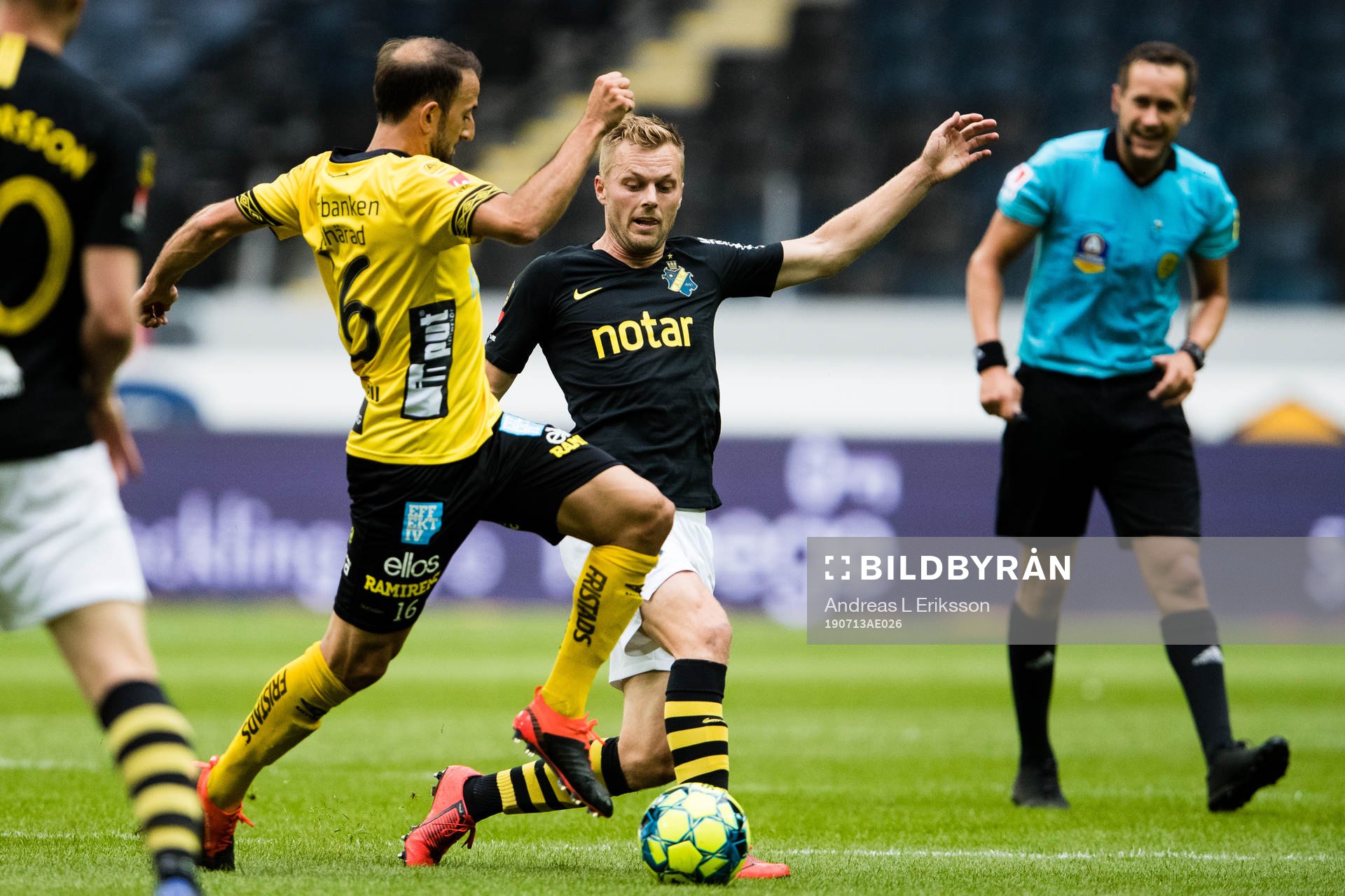 s Sebastian Larsson