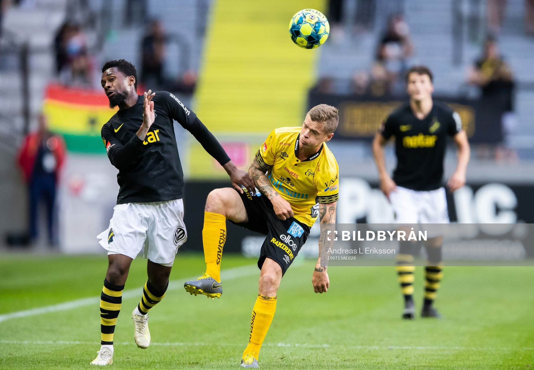 s Heradi Rashidi och Elfsborgs Samuel Holmén
