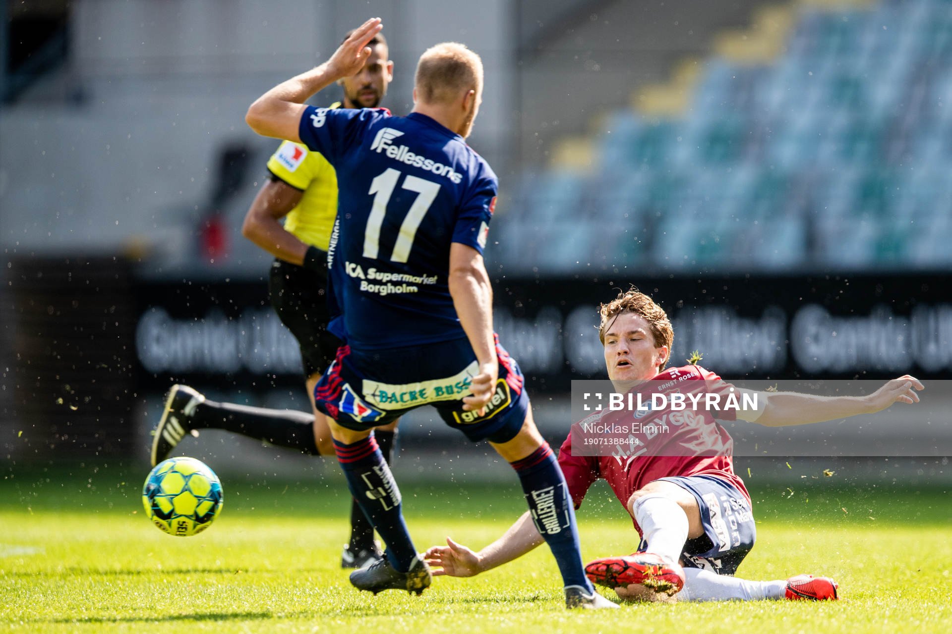 Örgrytes Jakob Lindström mot Östers Christian Ljungberg