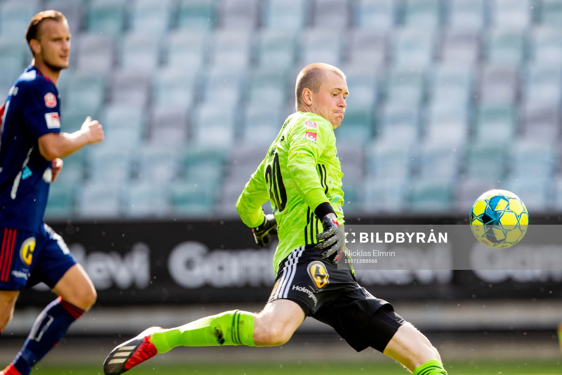 Östers målvakt Tobias Andersson