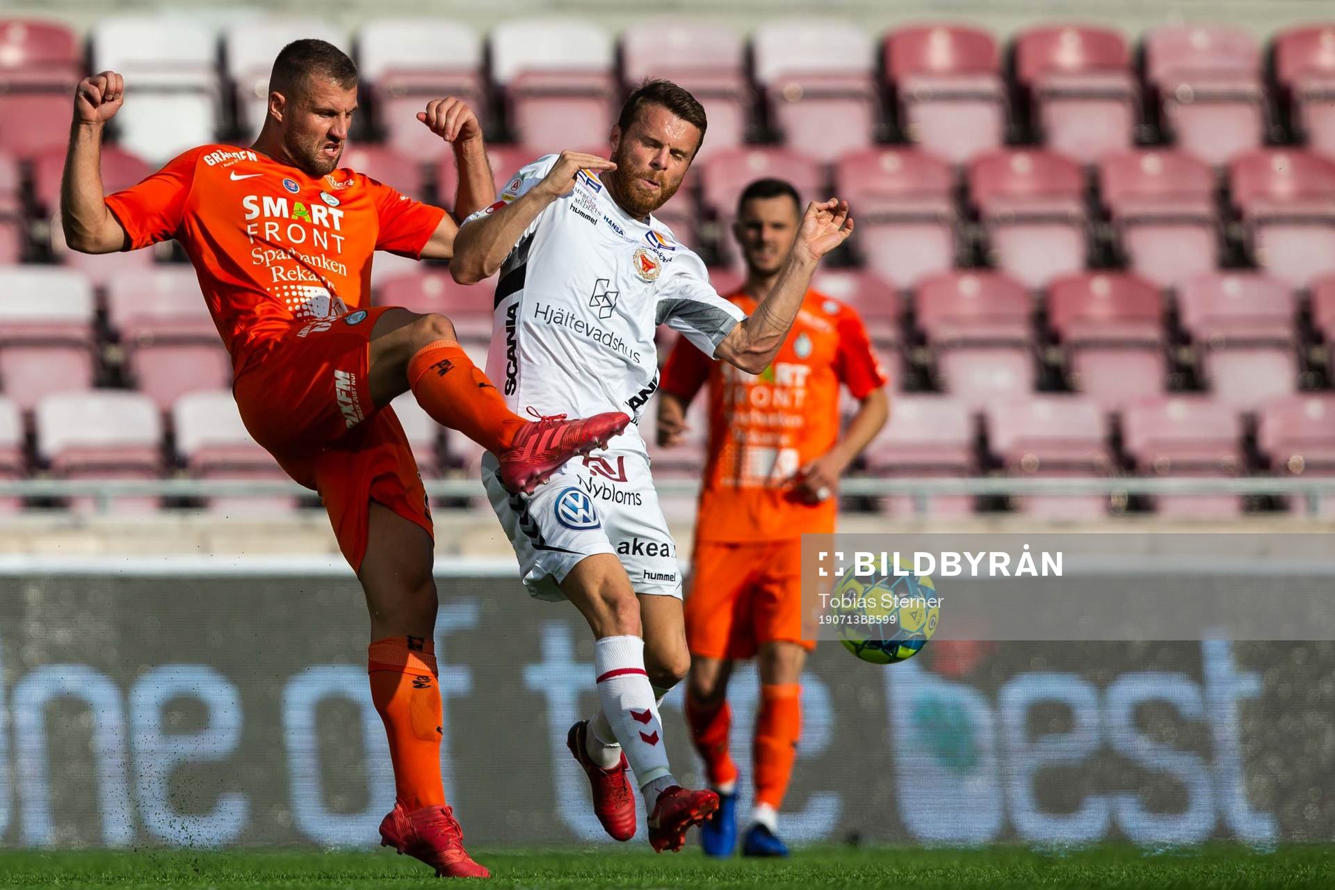 Kalmars Måns Söderqvist och AFC Eskilstunas Mehmed