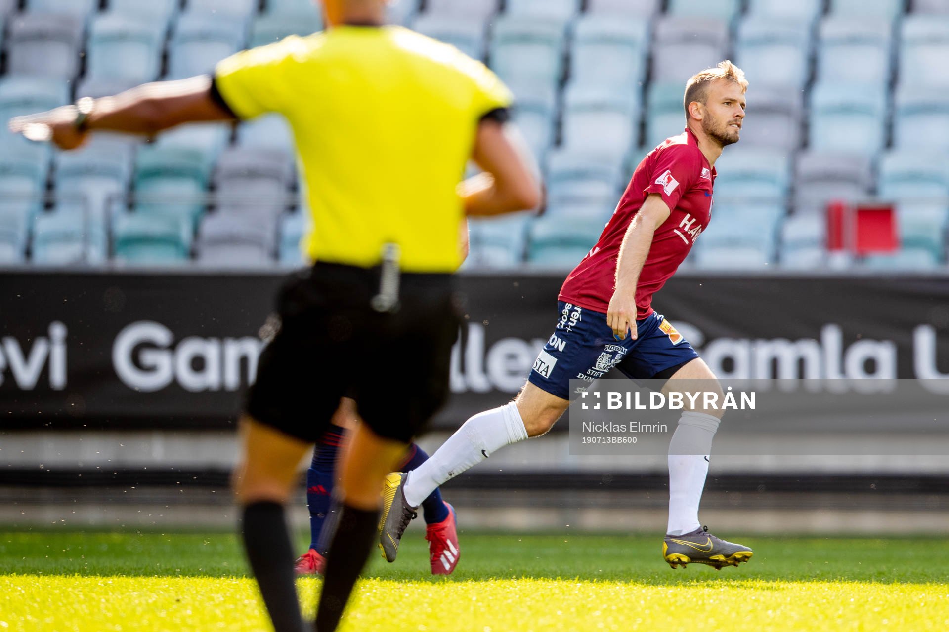 Örgrytes Simon Nilsson jublar