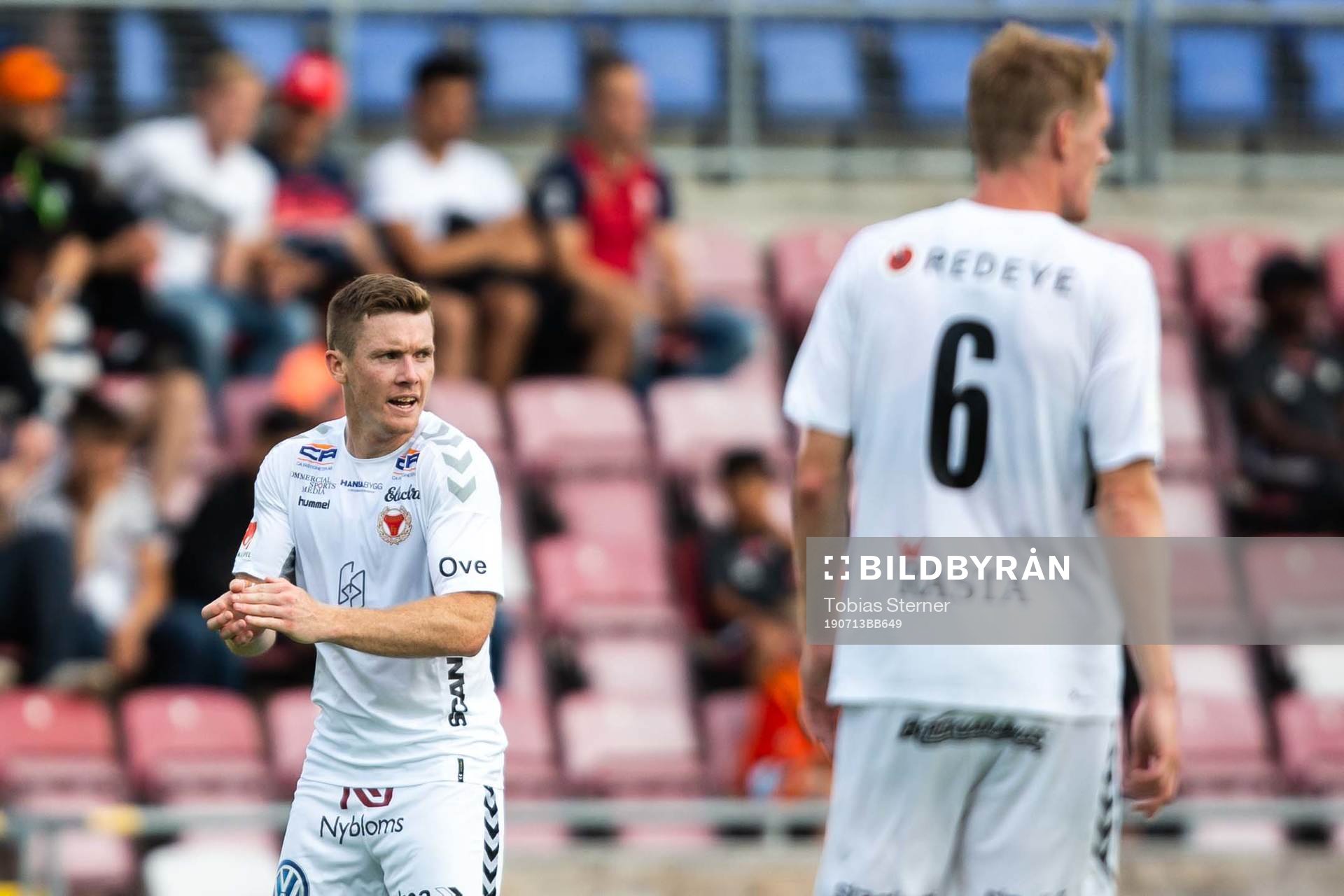 Kalmars Victor Agardius jublar efter 2-1 under fotbollsmatchen i Allsvenskan mellan AFC Eskilstuna och Kalmar den 13 juli 2019 i Eskilstuna.