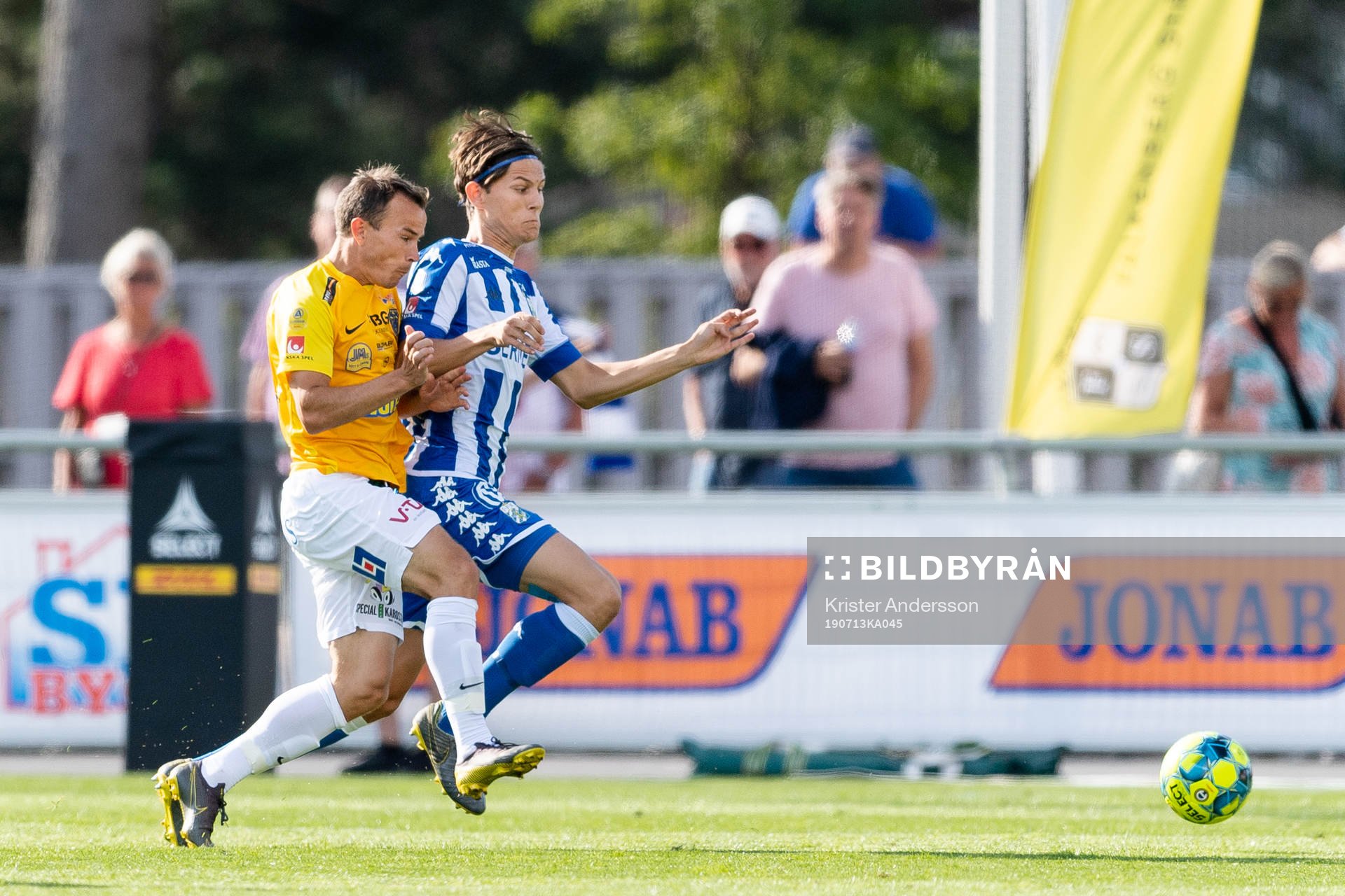 Falkenbergs Anton Wede och IFK Göteborgs Rasmus Wikström