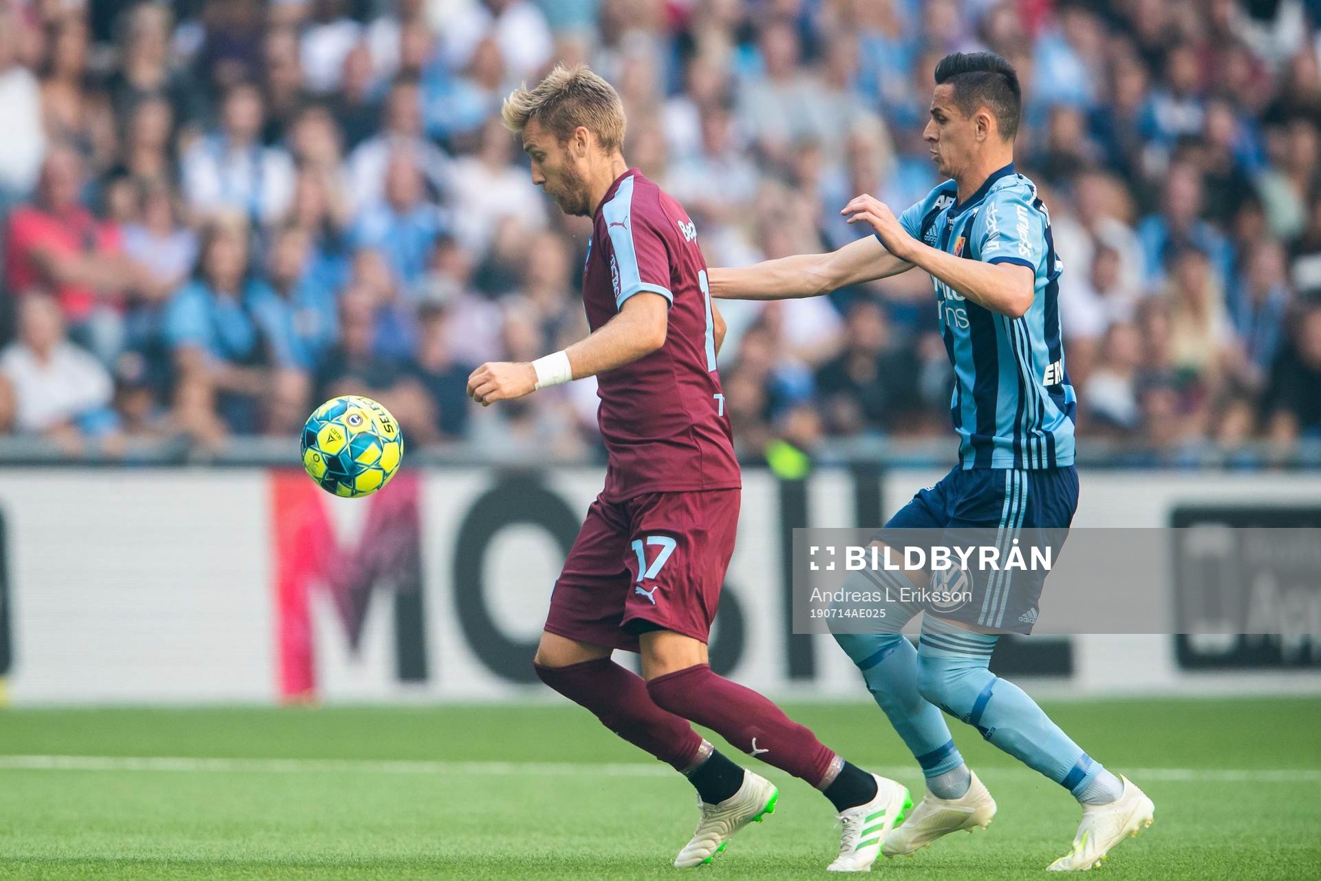 Malmö FFs Rasmus Bengtsson och Djurgårdens Haris Radetinac