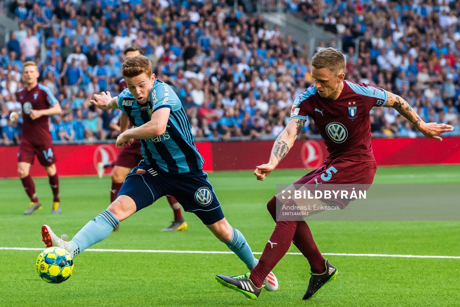 Djurgårdens Aslak Witry och Malmö FFs Sören Rieks
