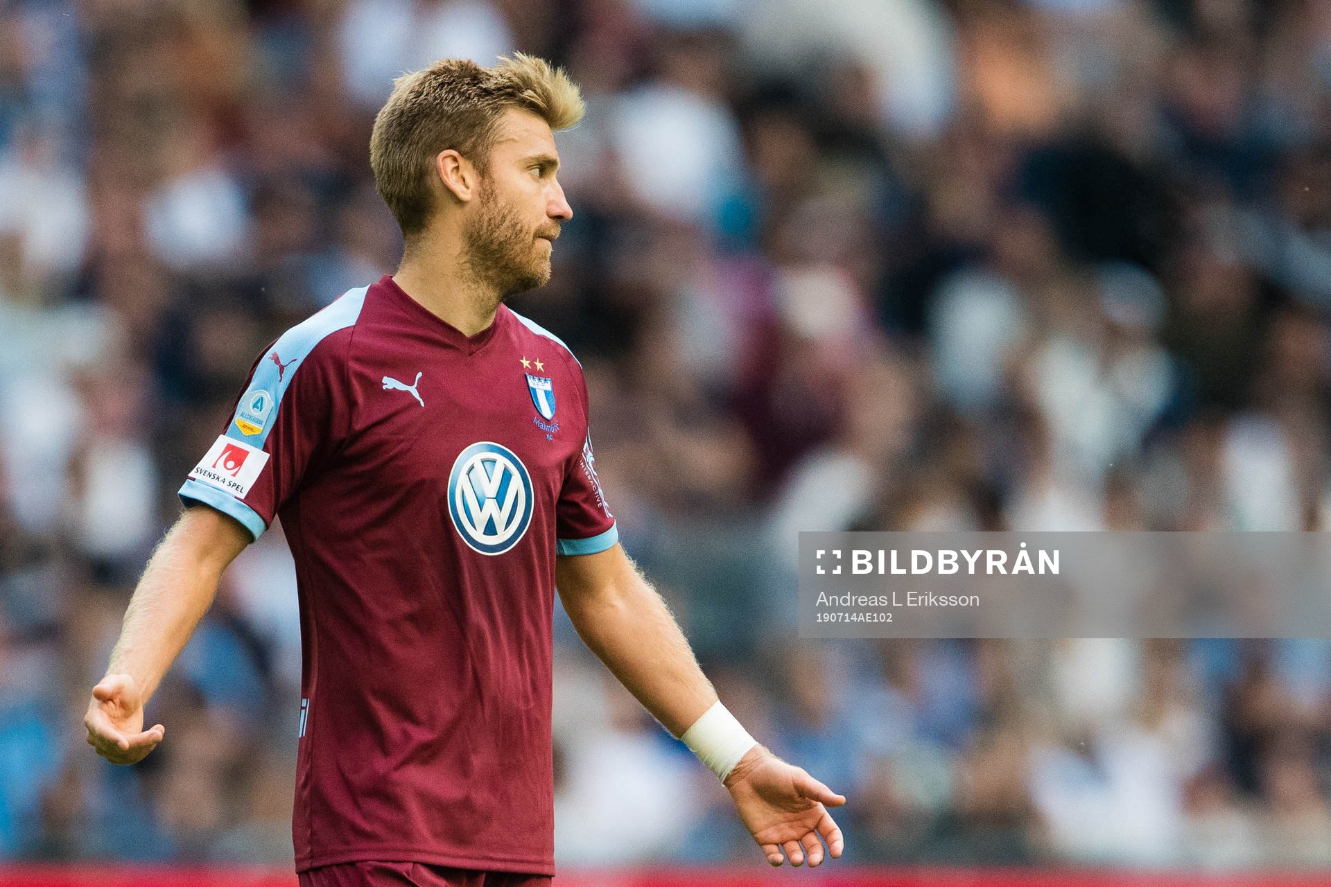 Malmö FFs Rasmus Bengtsson deppar