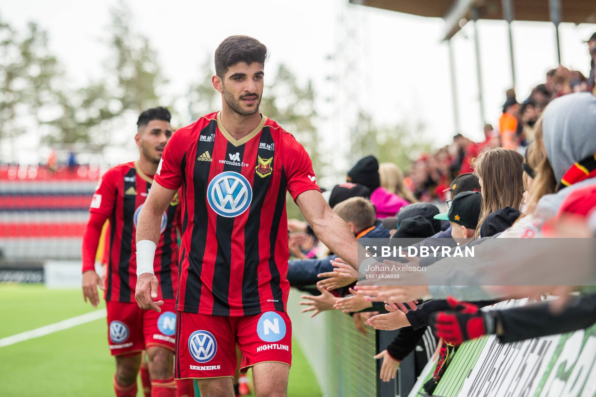 Östersunds Rewan Amin jublar med publiken