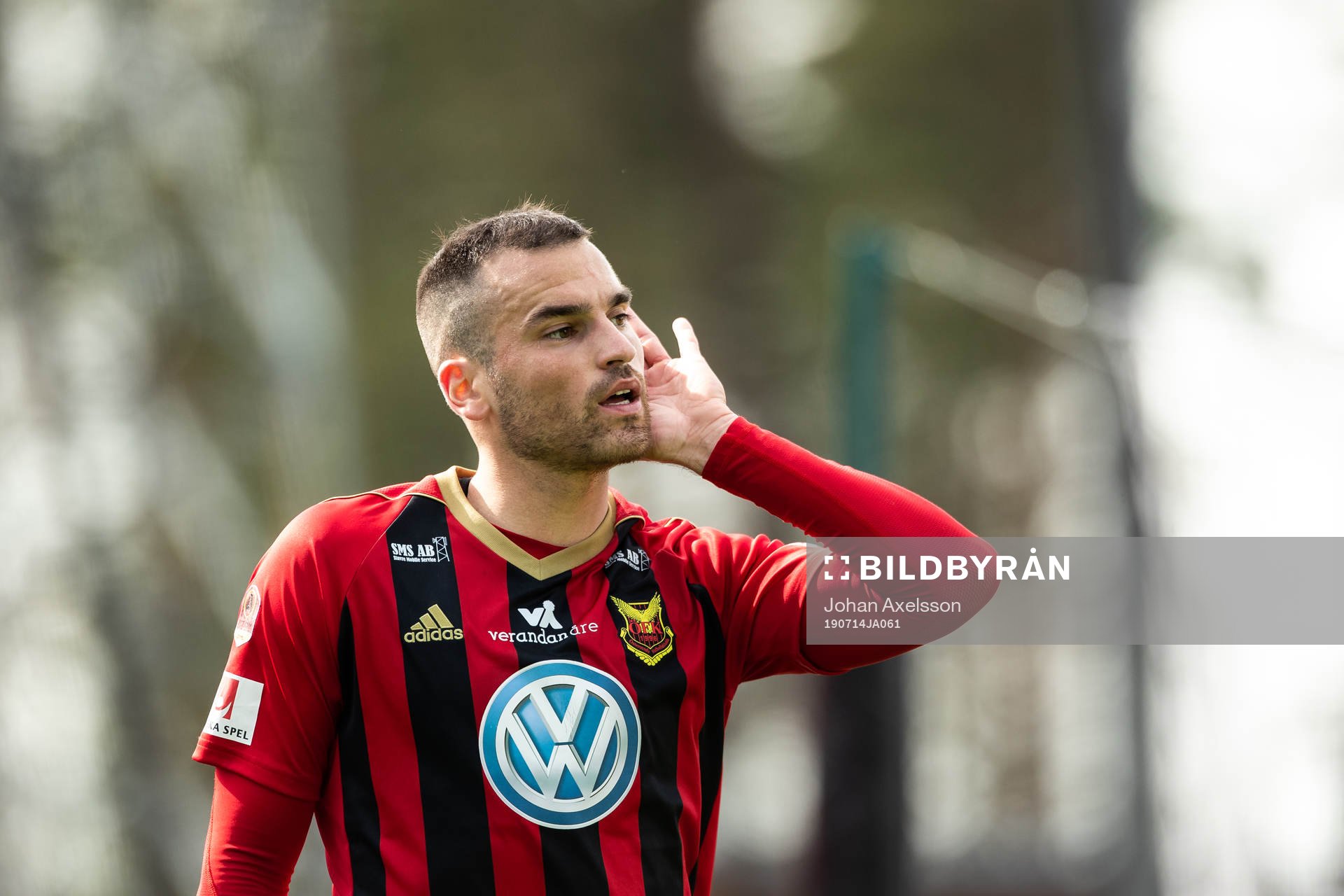 Östersunds Dino Islamovic  jublar